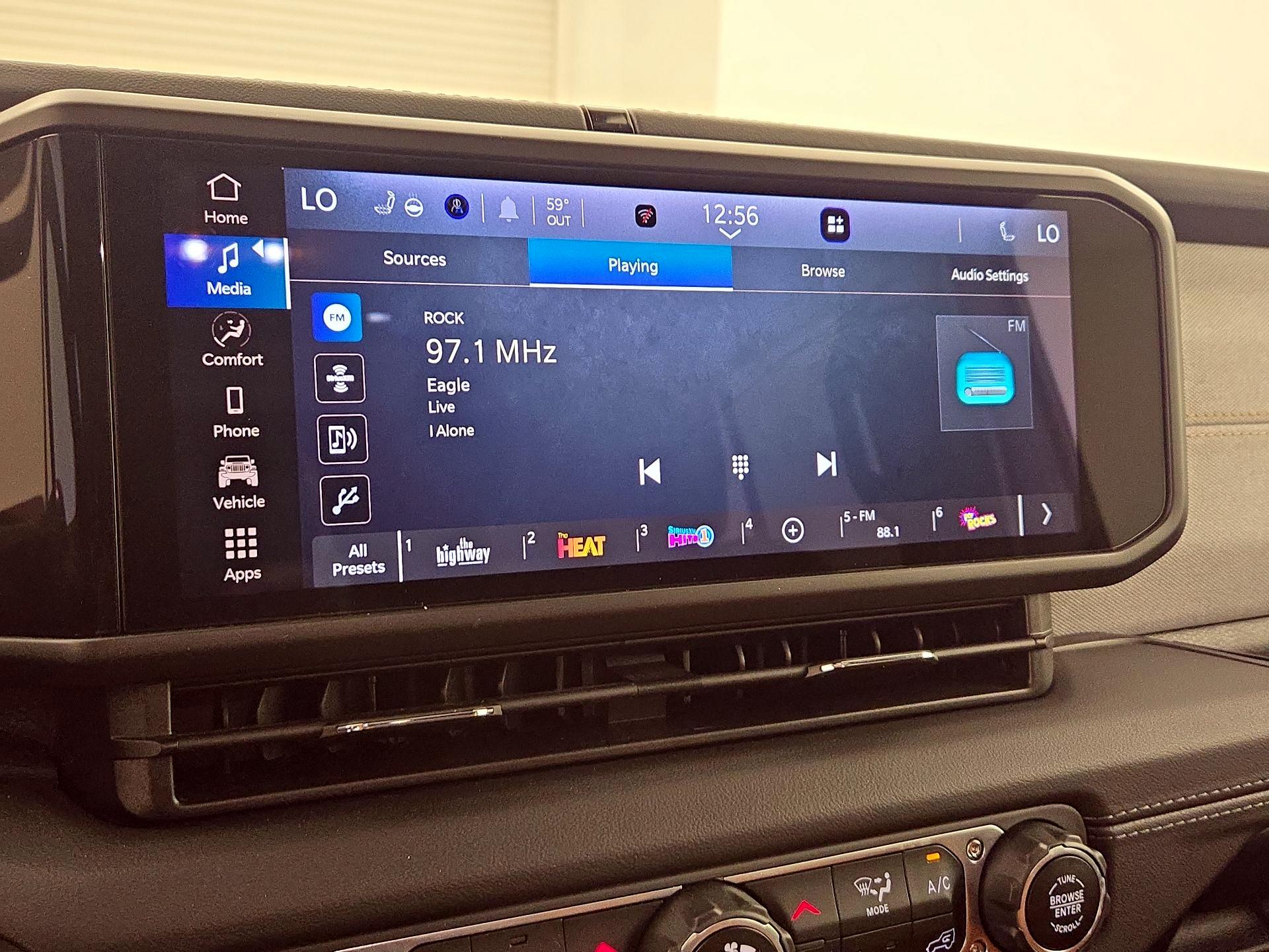 Thumbnail: 2024 Jeep Wrangler - 15