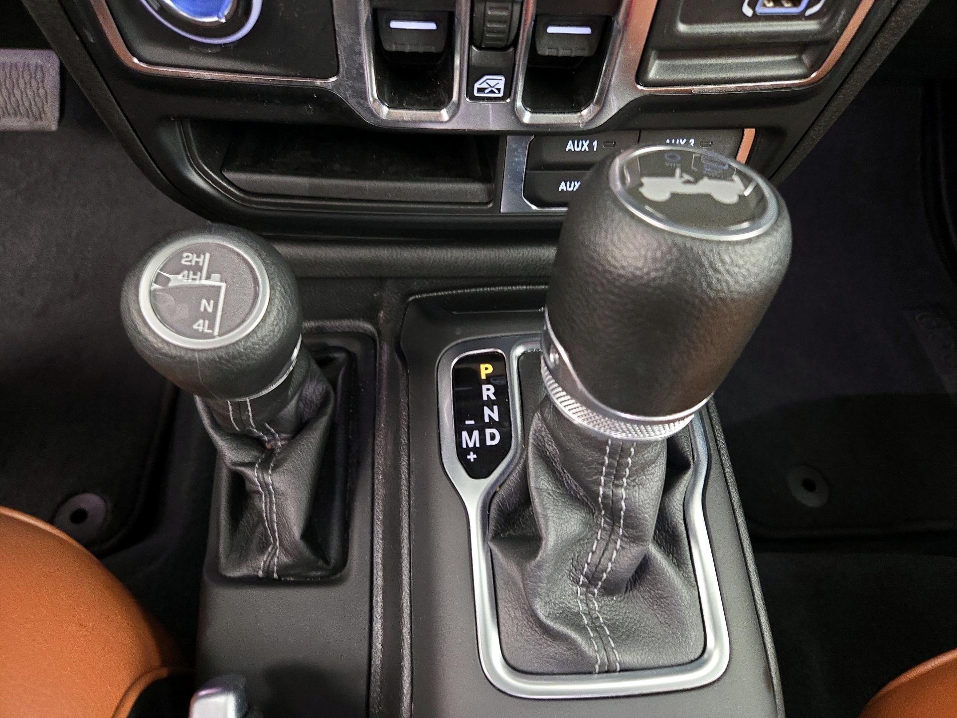 Thumbnail: 2024 Jeep Wrangler - 17