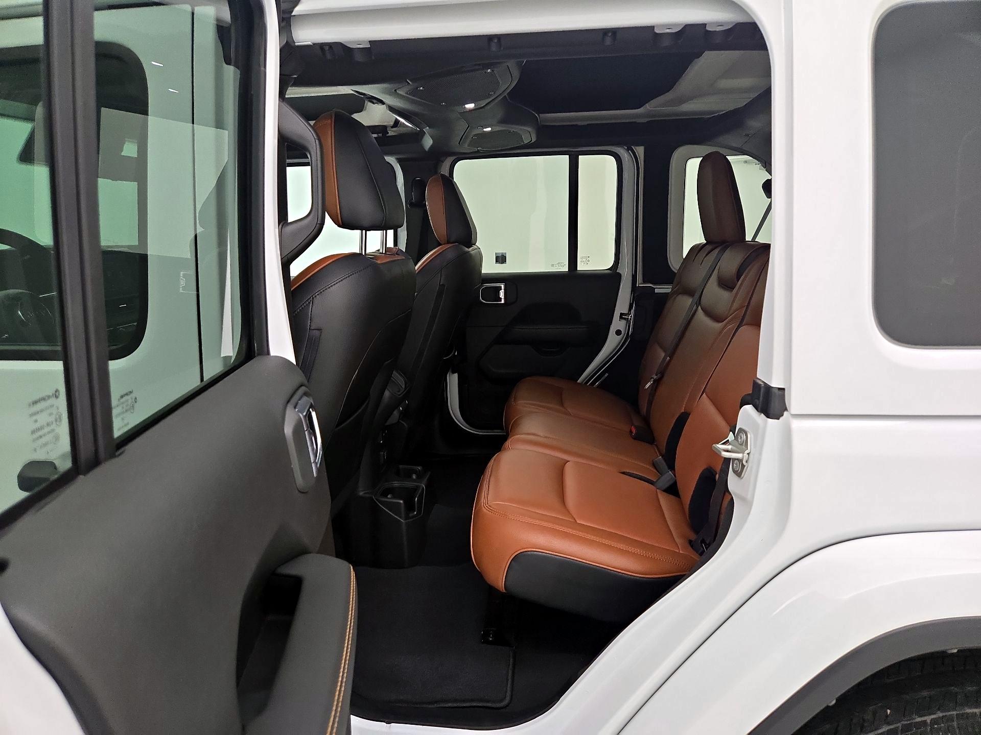 Thumbnail: 2024 Jeep Wrangler - 19