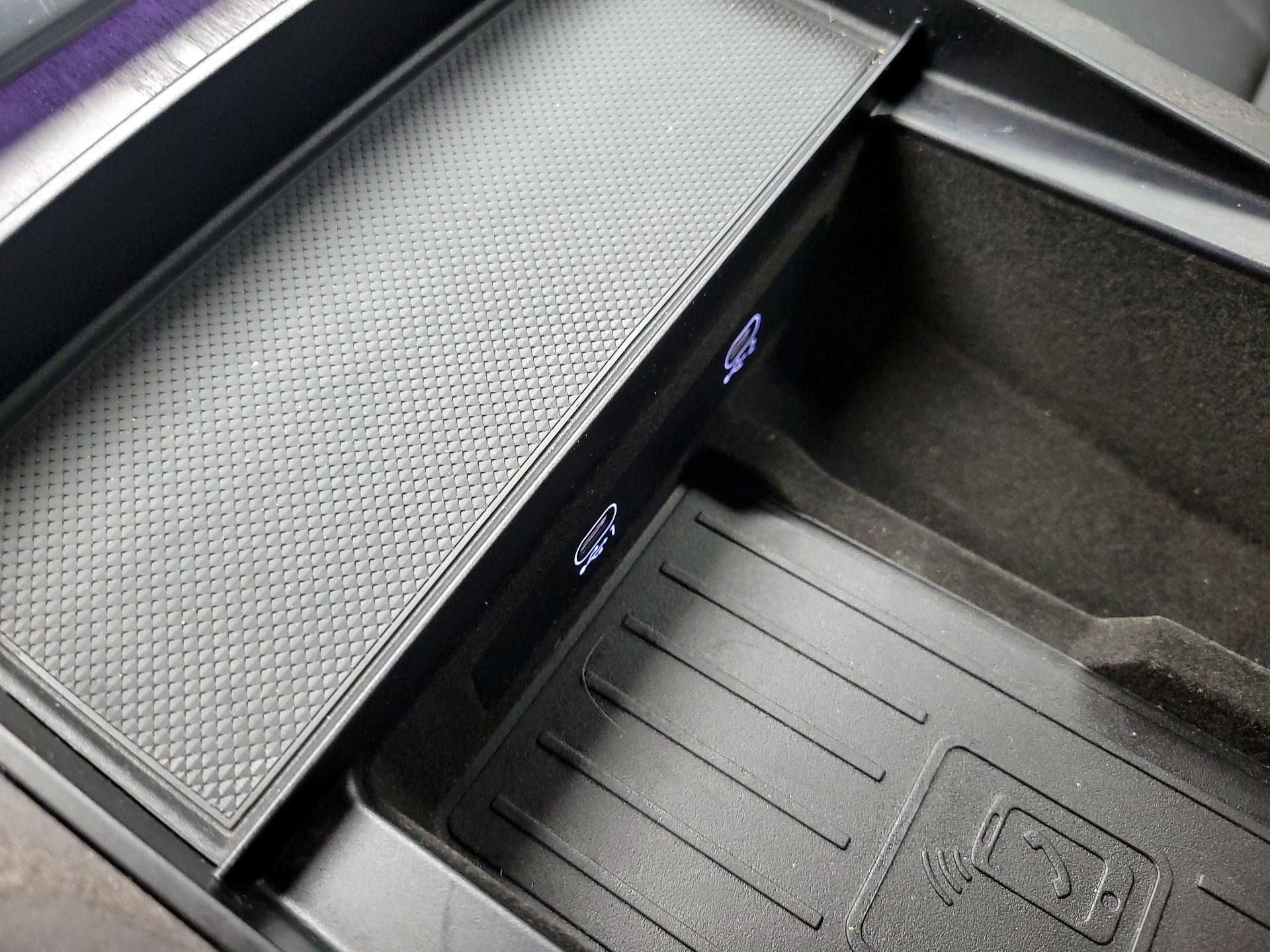 Thumbnail: 2021 Audi Q8 - 19