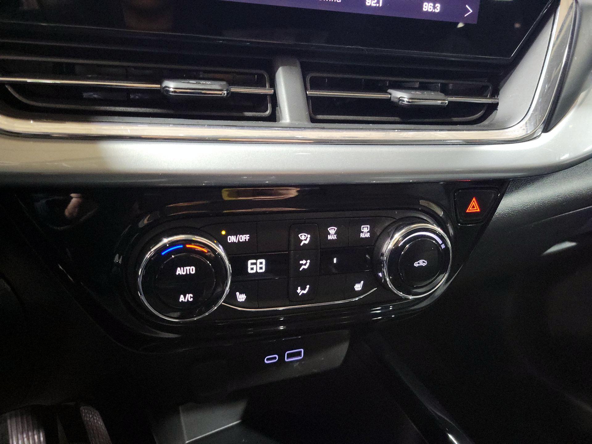 Thumbnail: 2025 Chevrolet Trax - 16