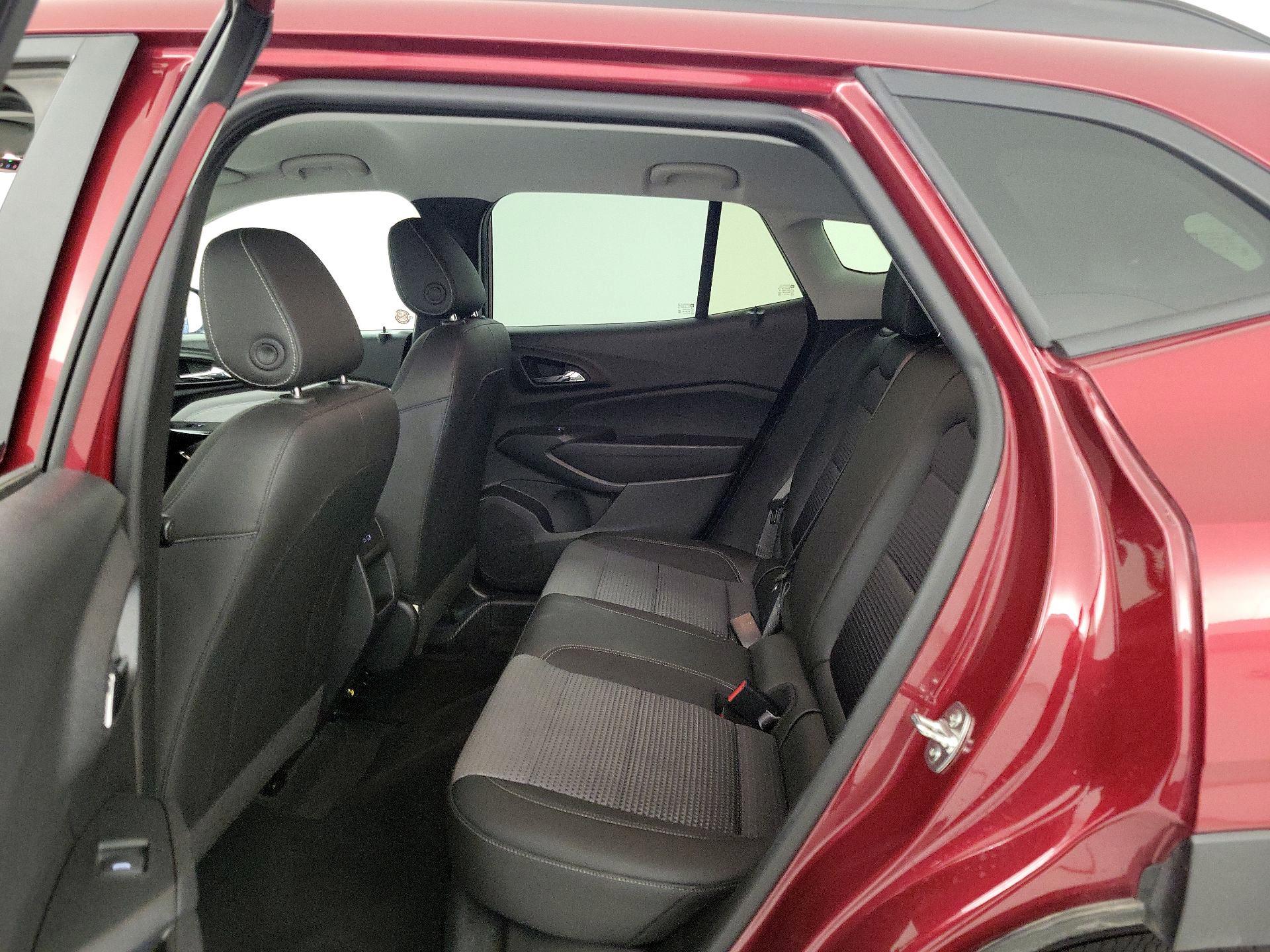 Thumbnail: 2025 Chevrolet Trax - 18