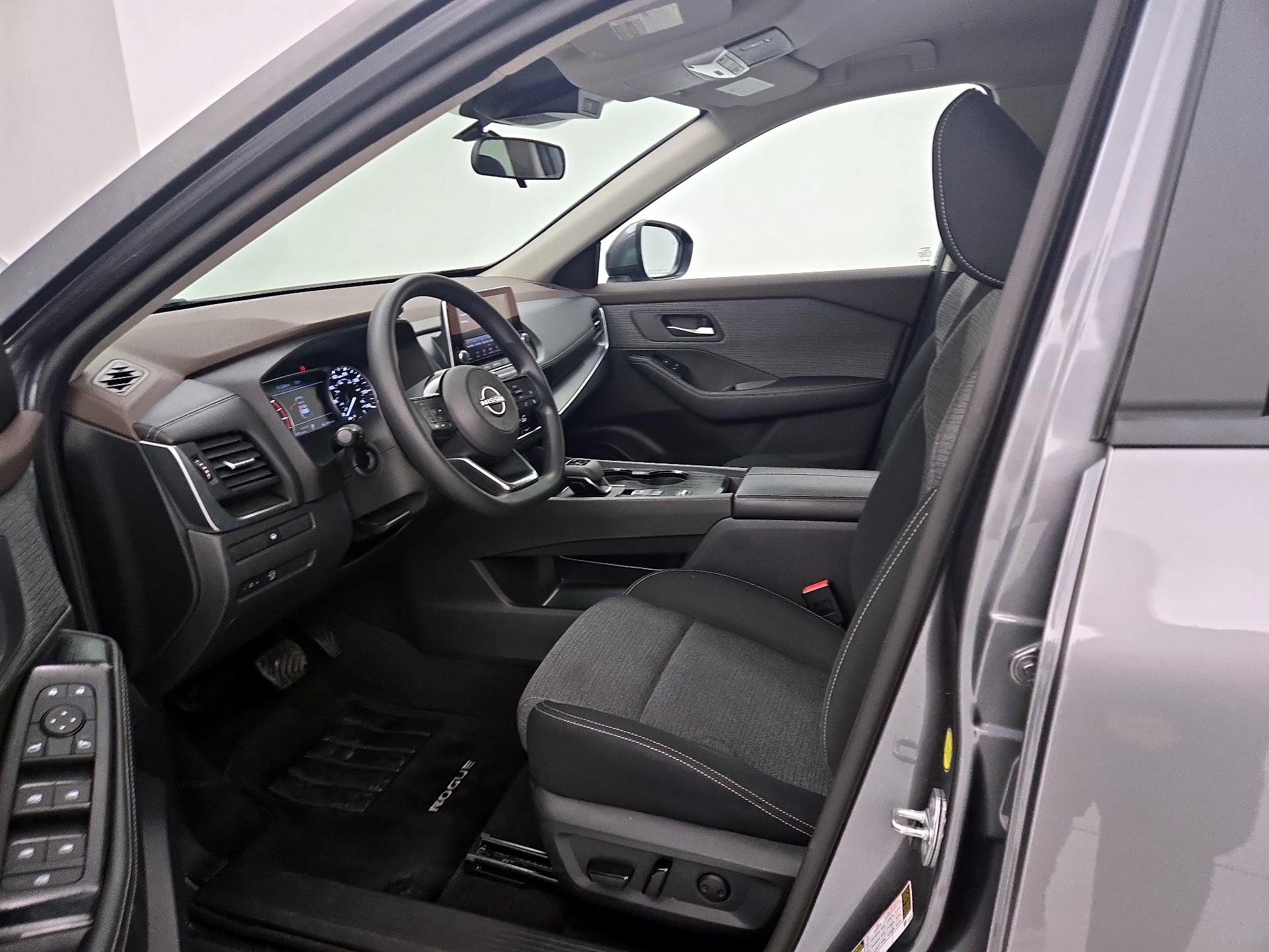 Thumbnail: 2023 Nissan Rogue - 11