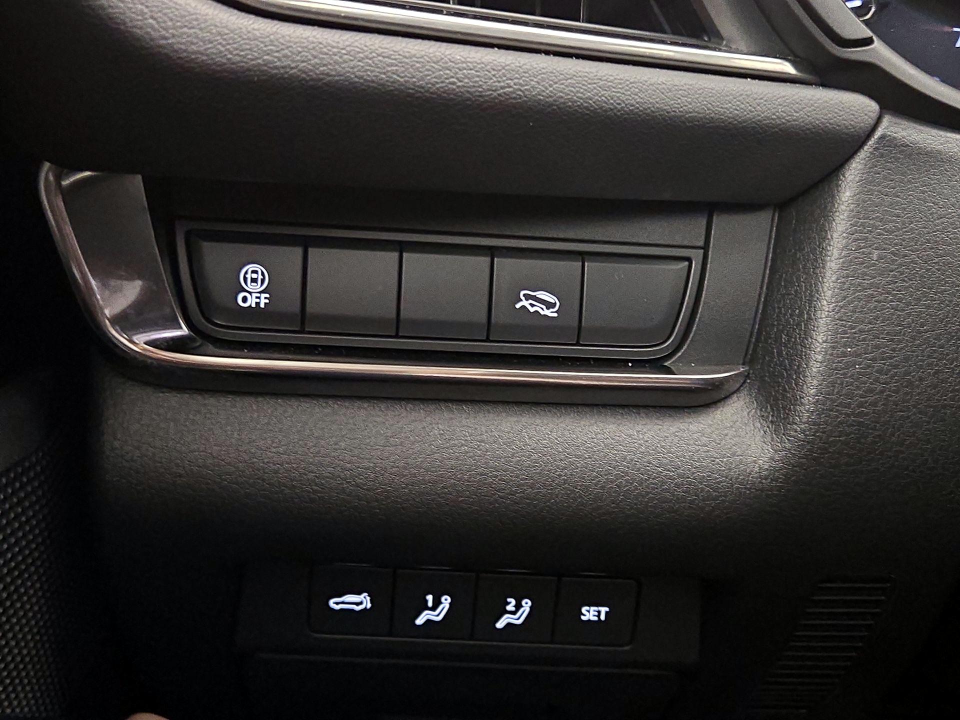 Thumbnail: 2023 Mazda CX-30 - 13