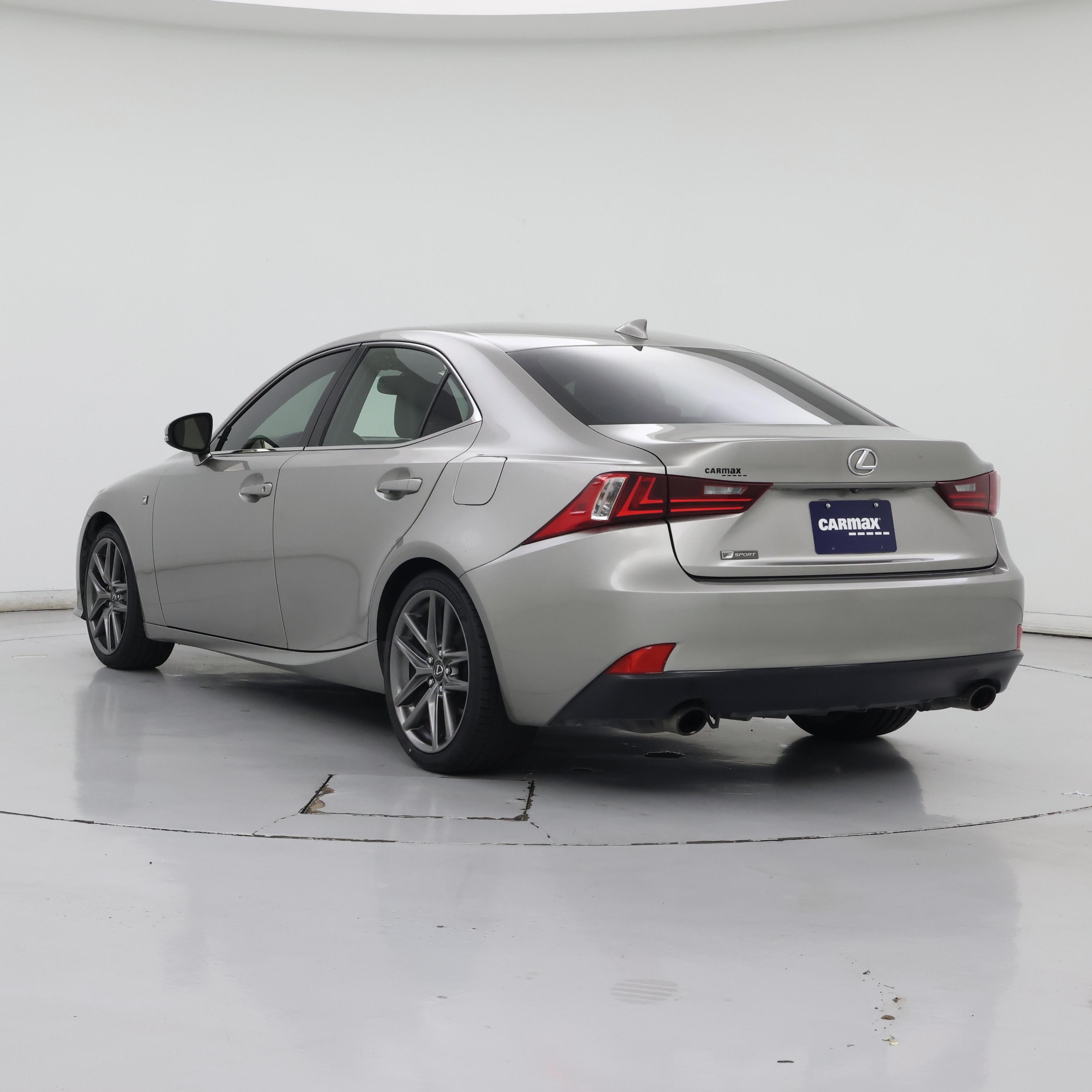 Thumbnail: 2016 Lexus IS - 2