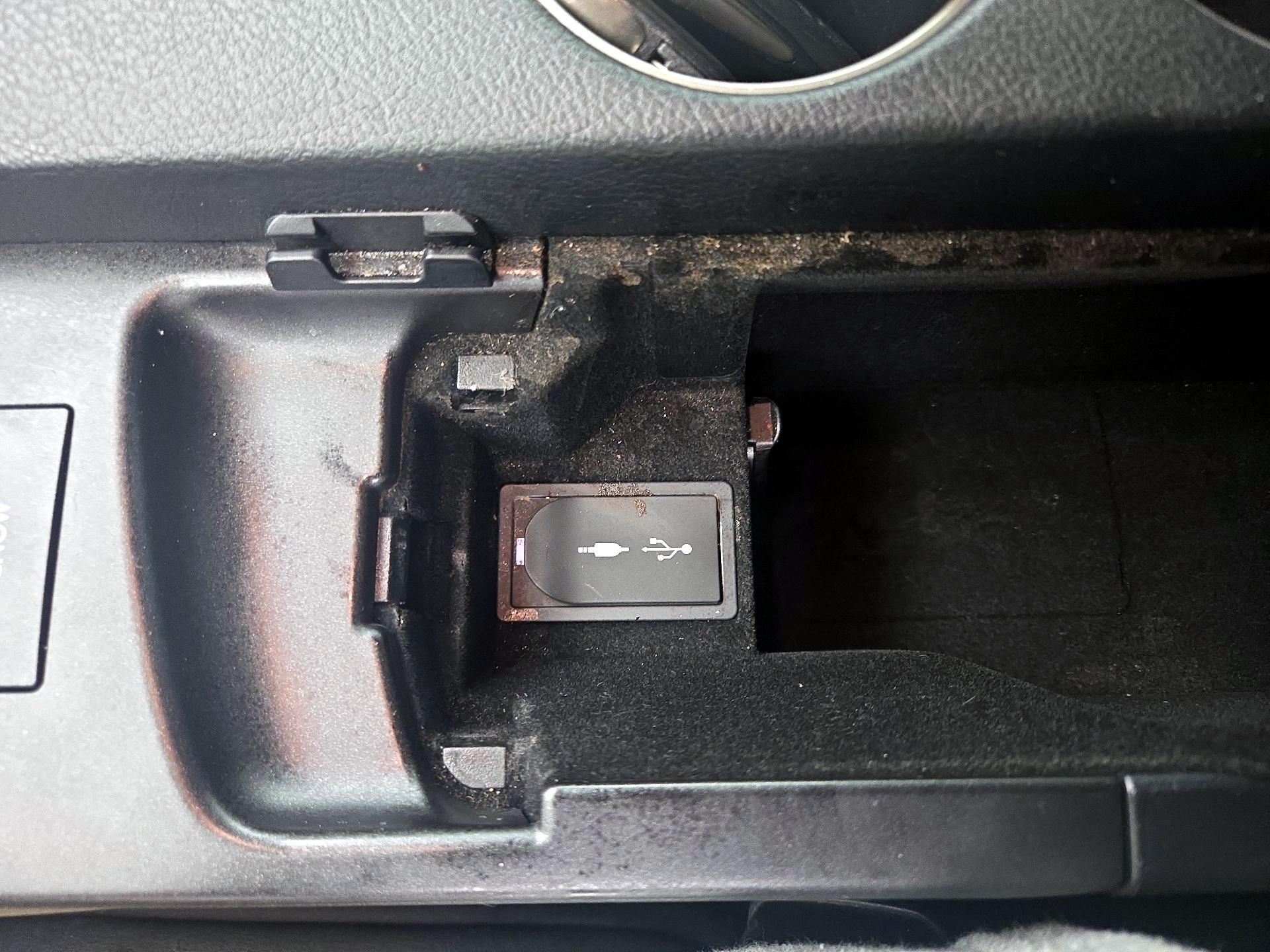 Thumbnail: 2016 Lexus IS - 19