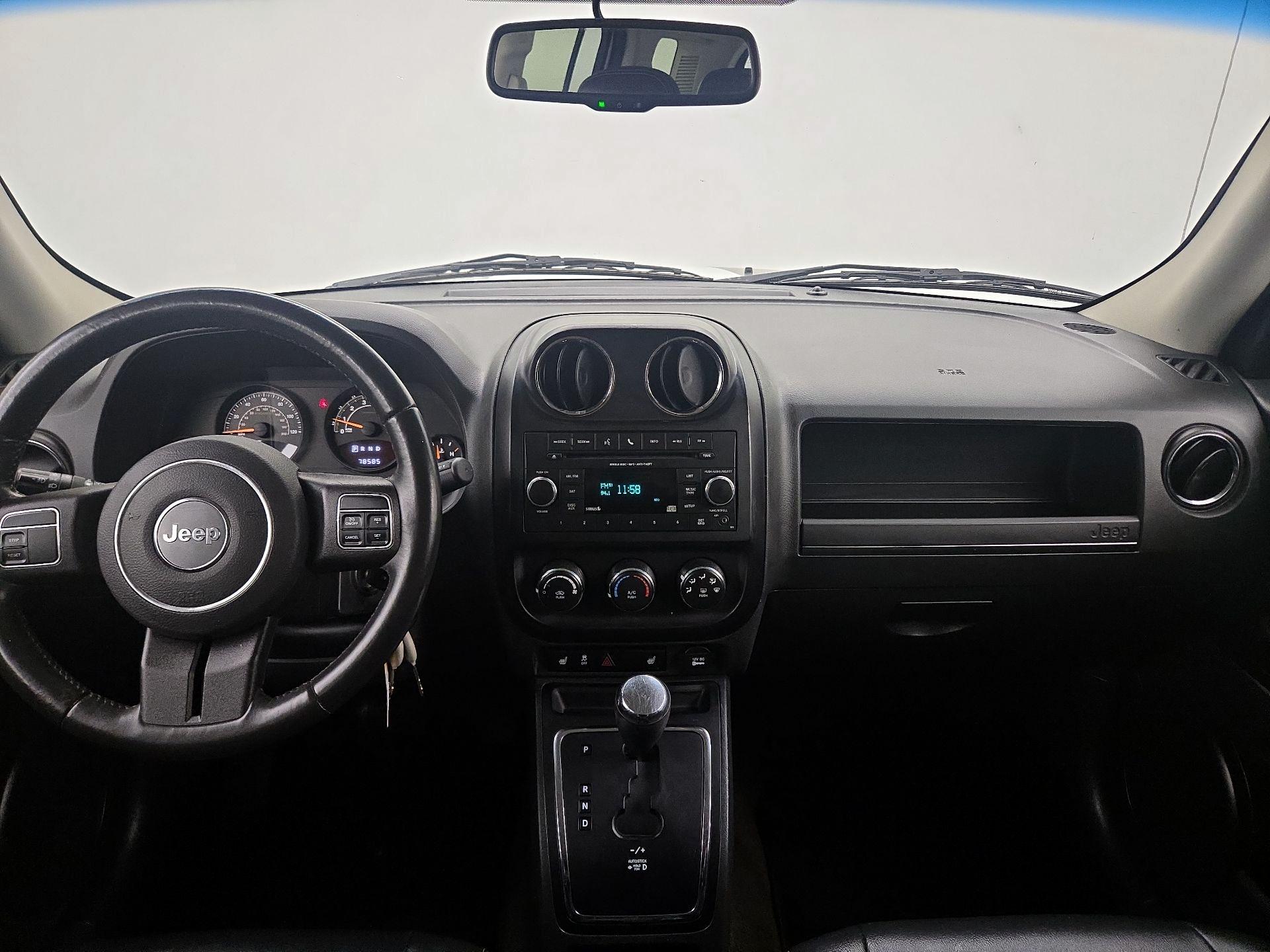 Thumbnail: 2016 Jeep Patriot - 9