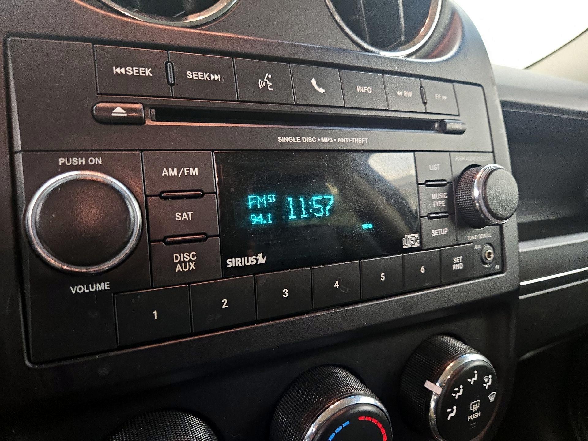 Thumbnail: 2016 Jeep Patriot - 13