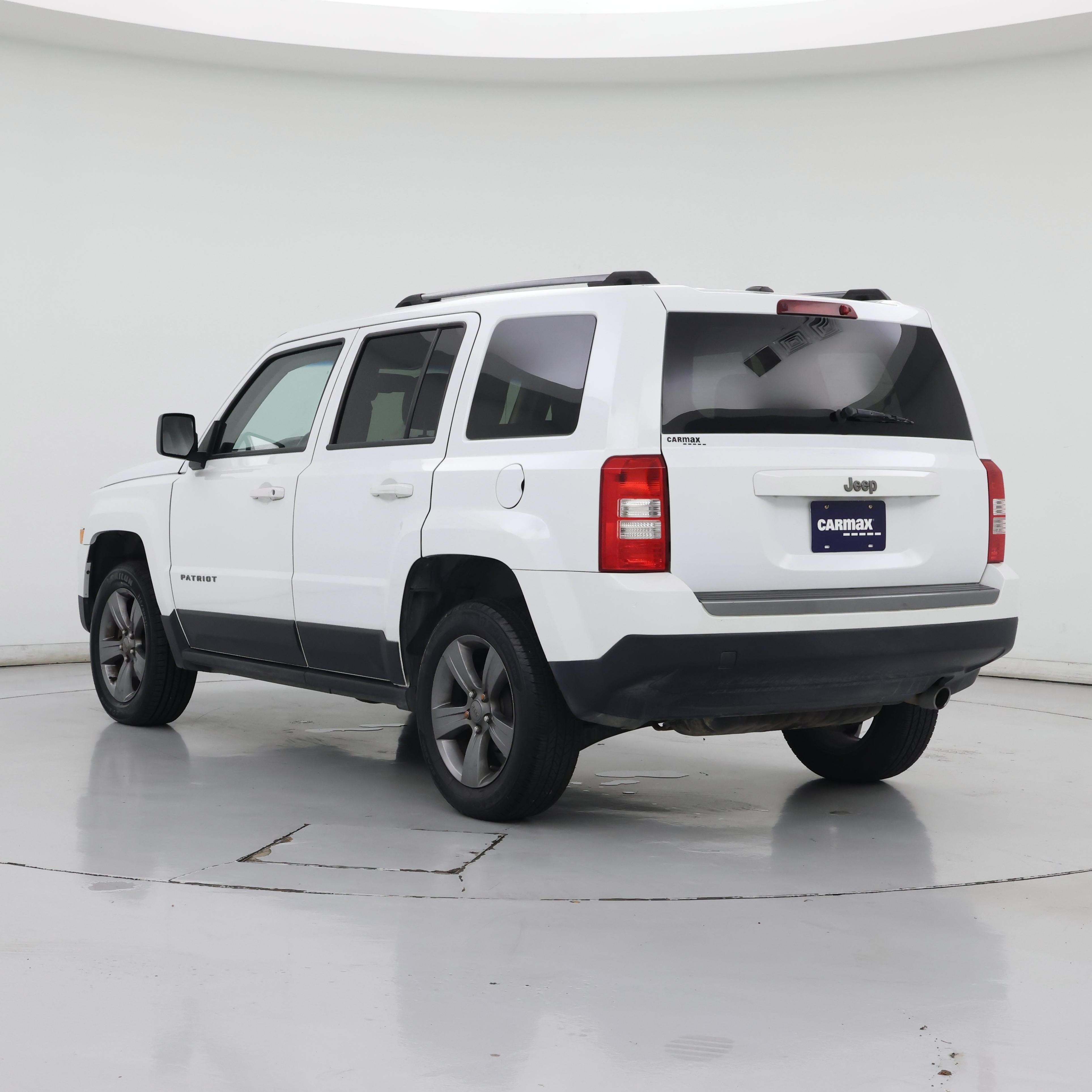 Thumbnail: 2016 Jeep Patriot - 2