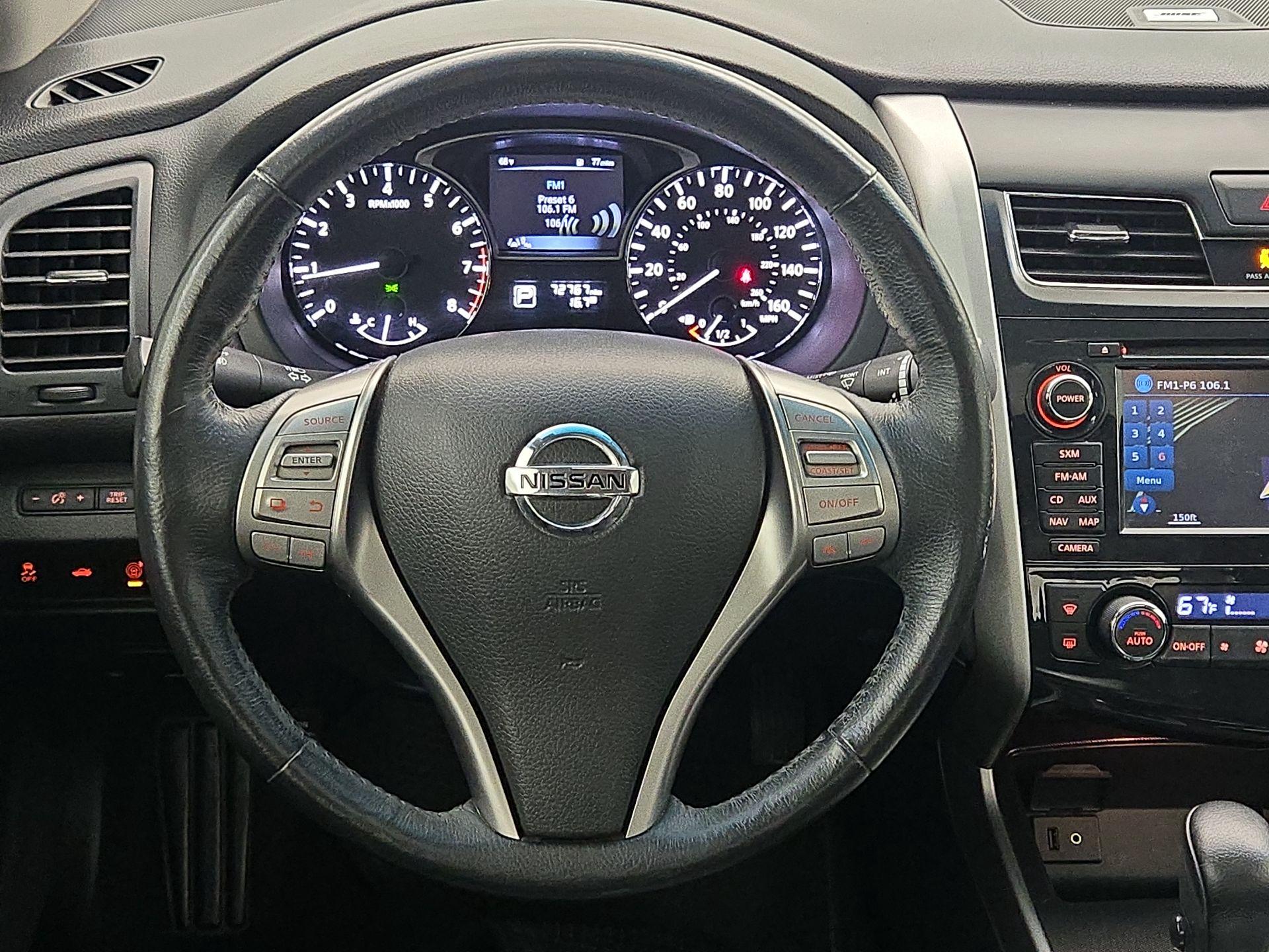 Thumbnail: 2015 Nissan Altima - 10