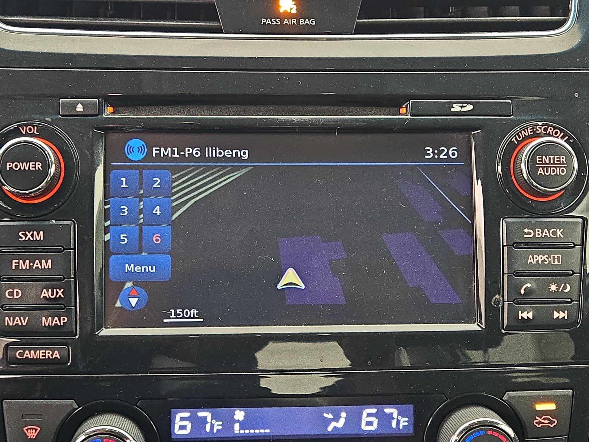 Thumbnail: 2015 Nissan Altima - 14