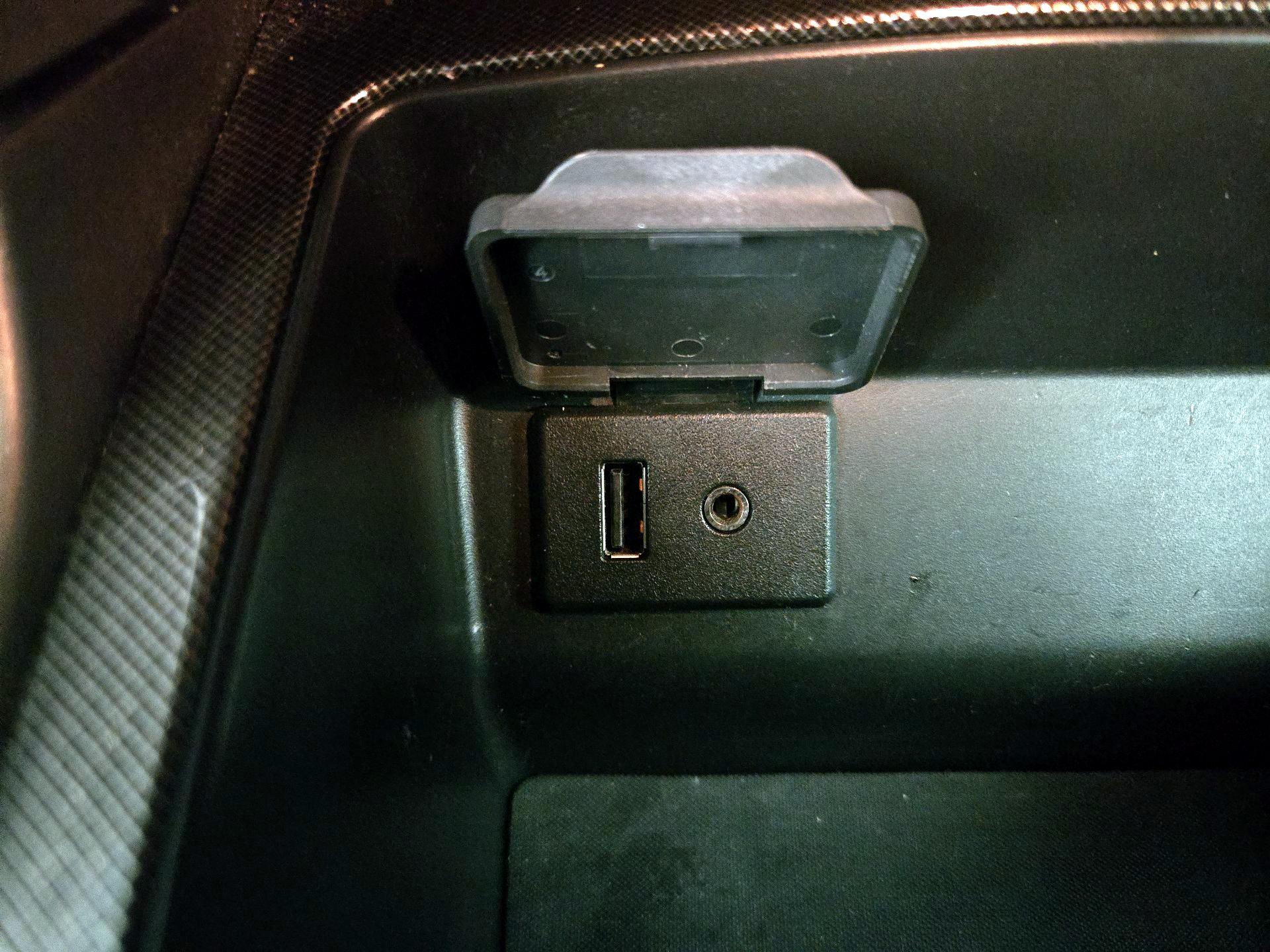 Thumbnail: 2015 Nissan Altima - 19