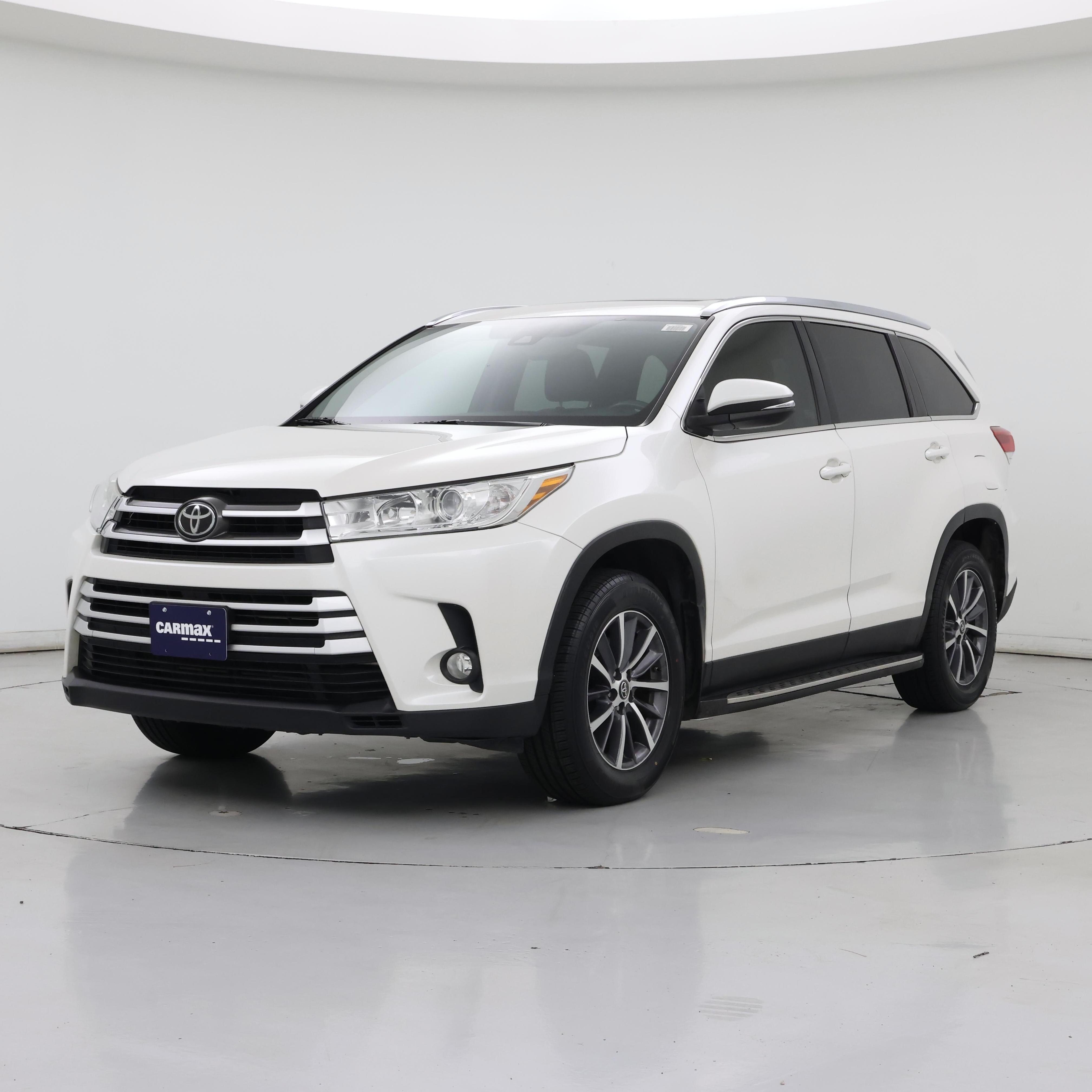 Thumbnail: 2019 Toyota Highlander - 4
