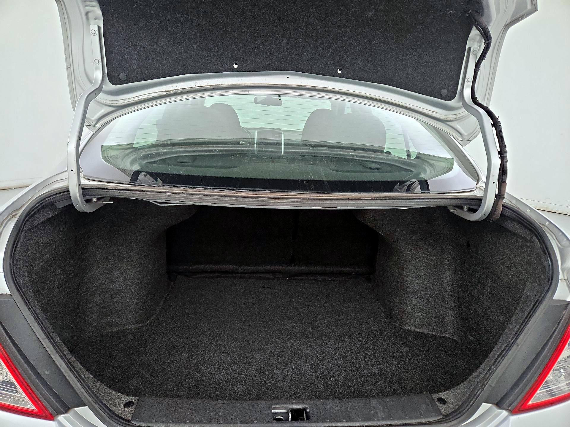 Thumbnail: 2018 Nissan Versa - 19