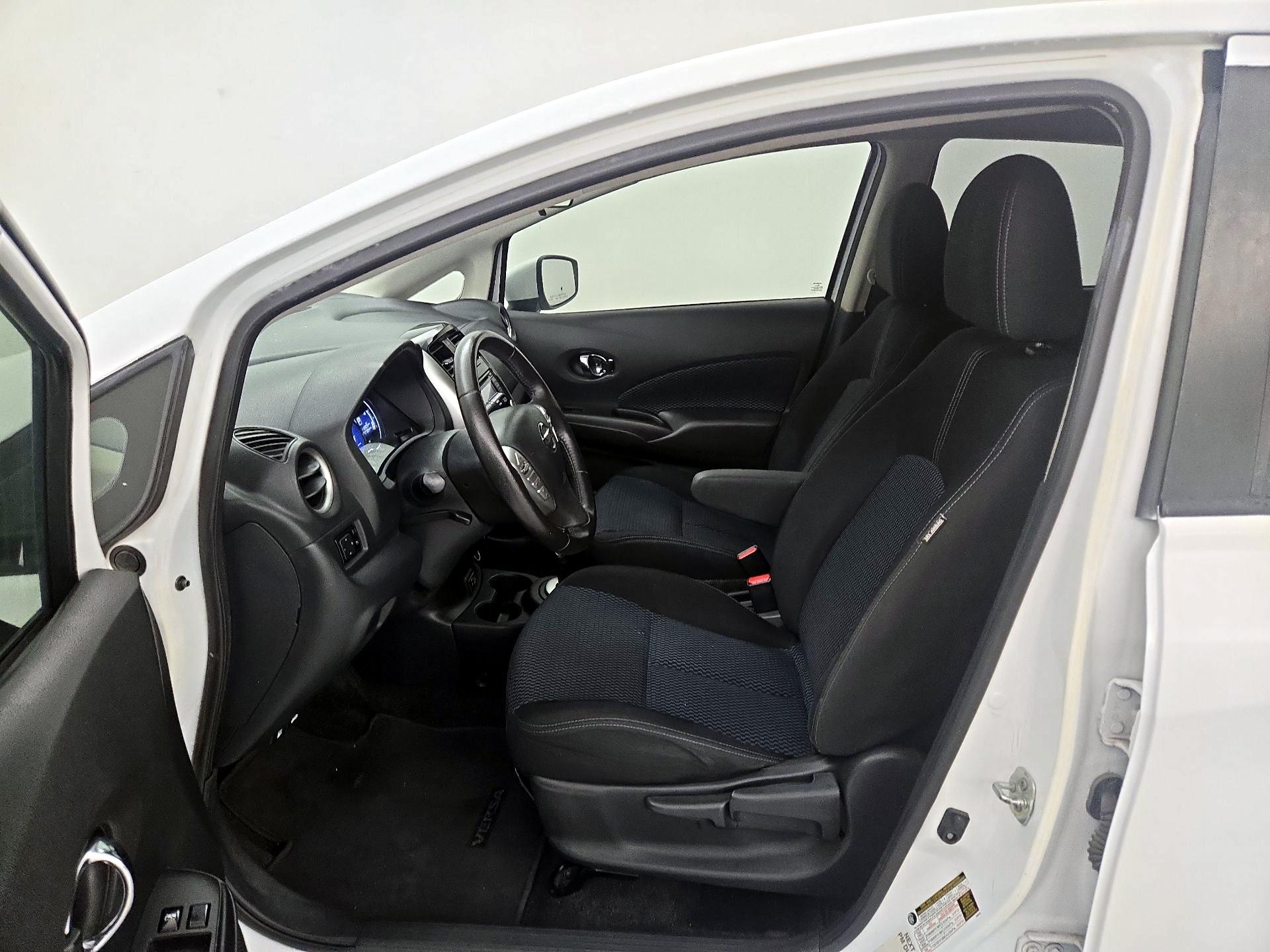 Thumbnail: 2018 Nissan Versa Note - 11