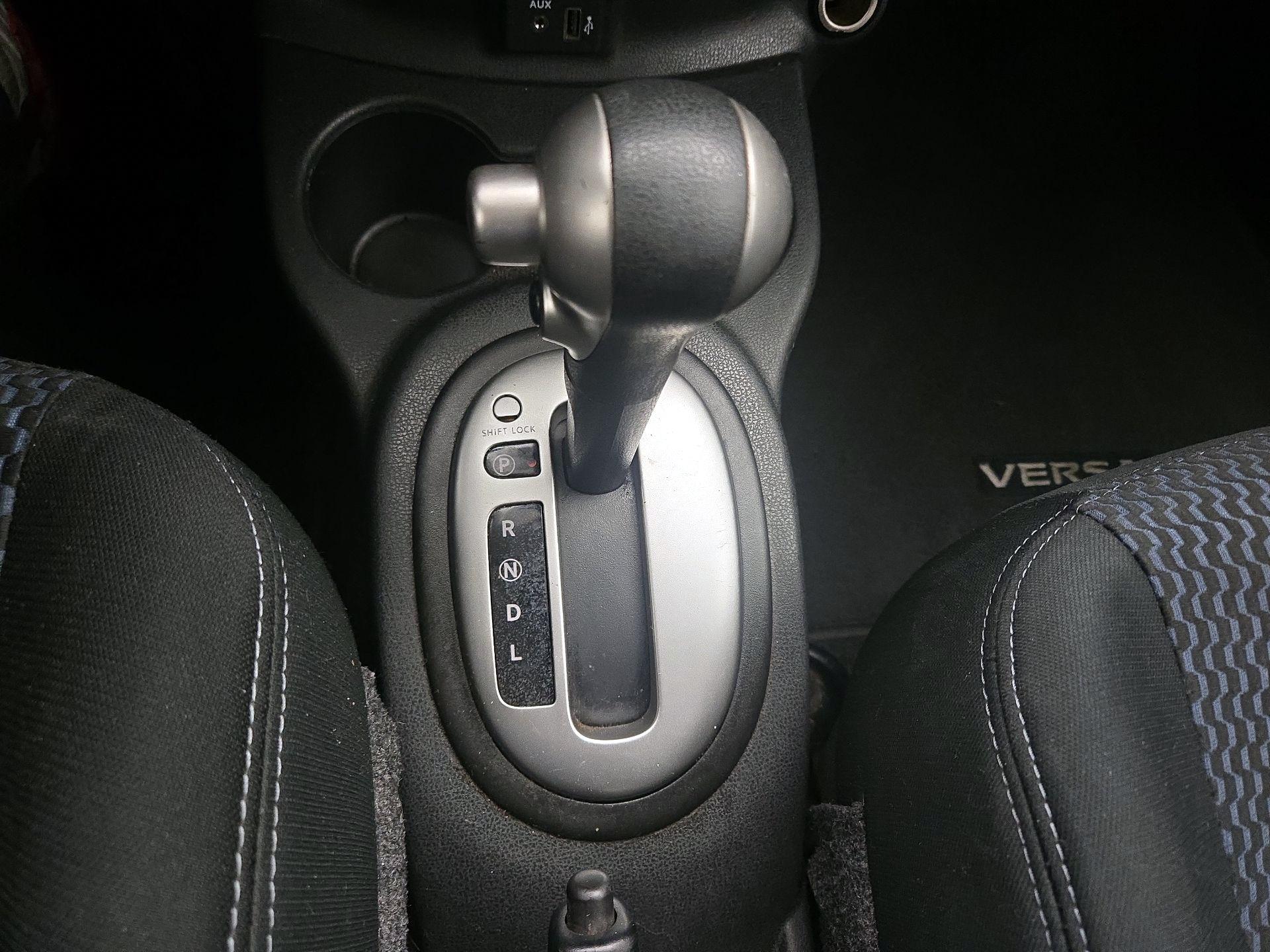 Thumbnail: 2018 Nissan Versa Note - 17