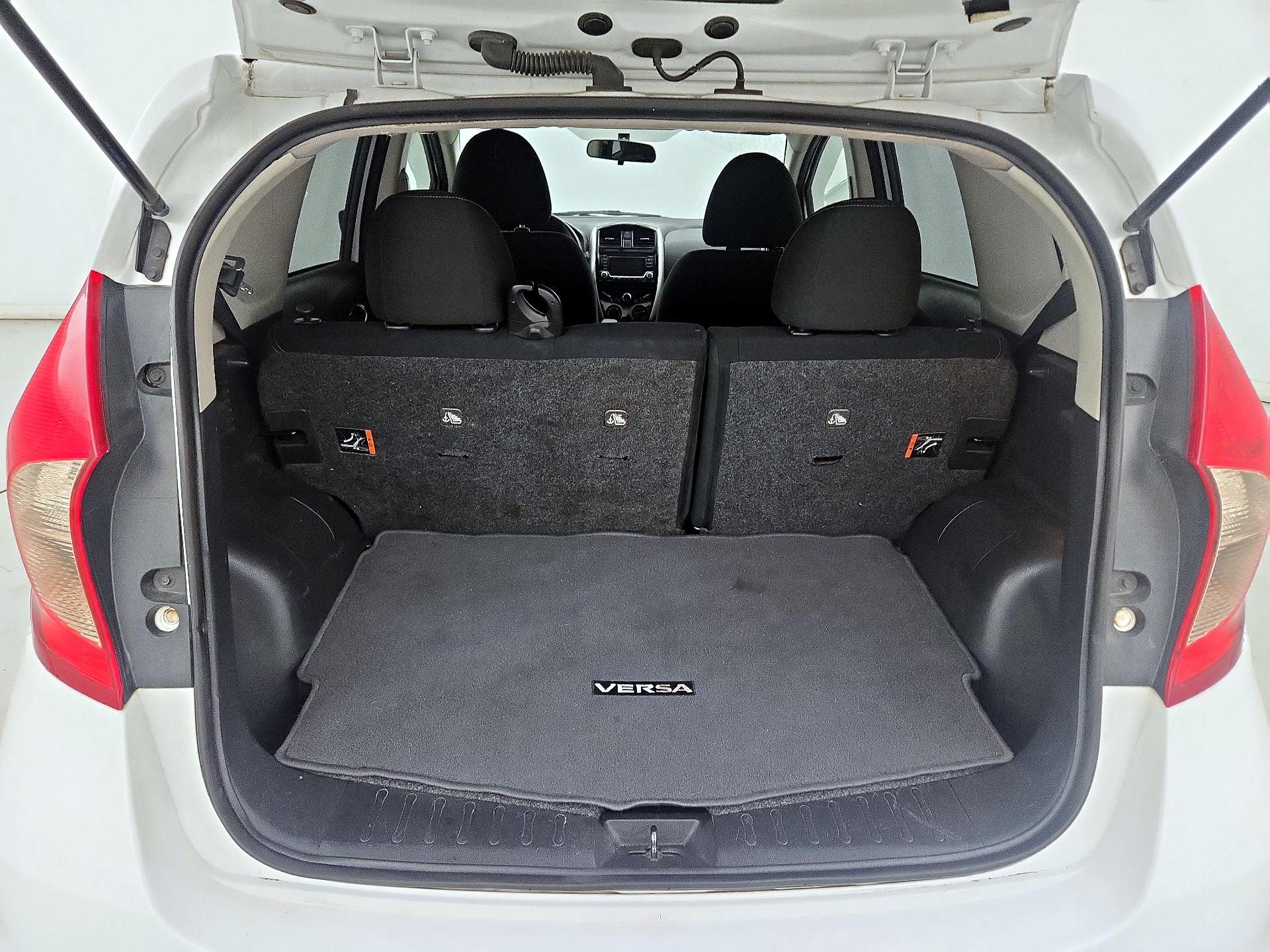 Thumbnail: 2018 Nissan Versa Note - 20