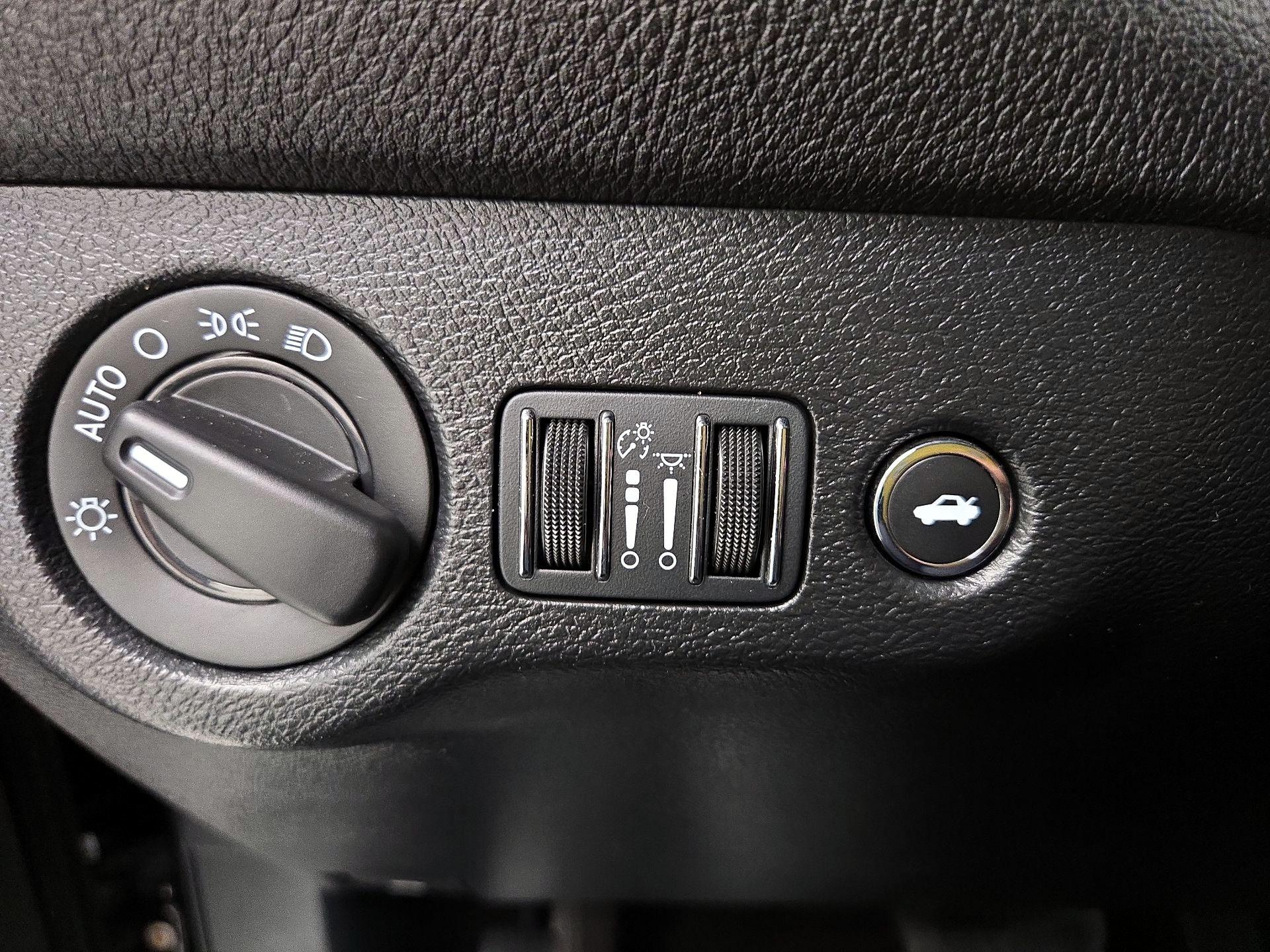 Thumbnail: 2023 Dodge Challenger - 13