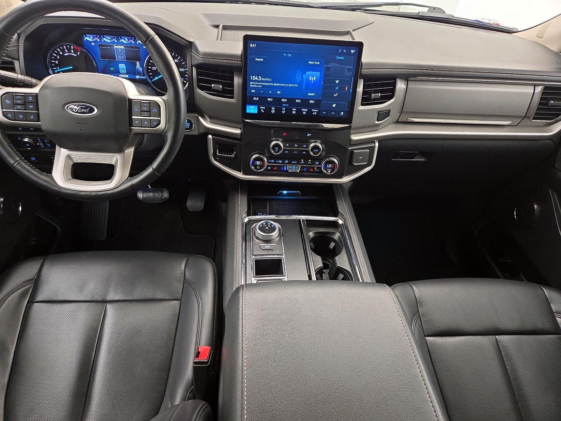 Thumbnail: 2022 Ford Expedition - 9