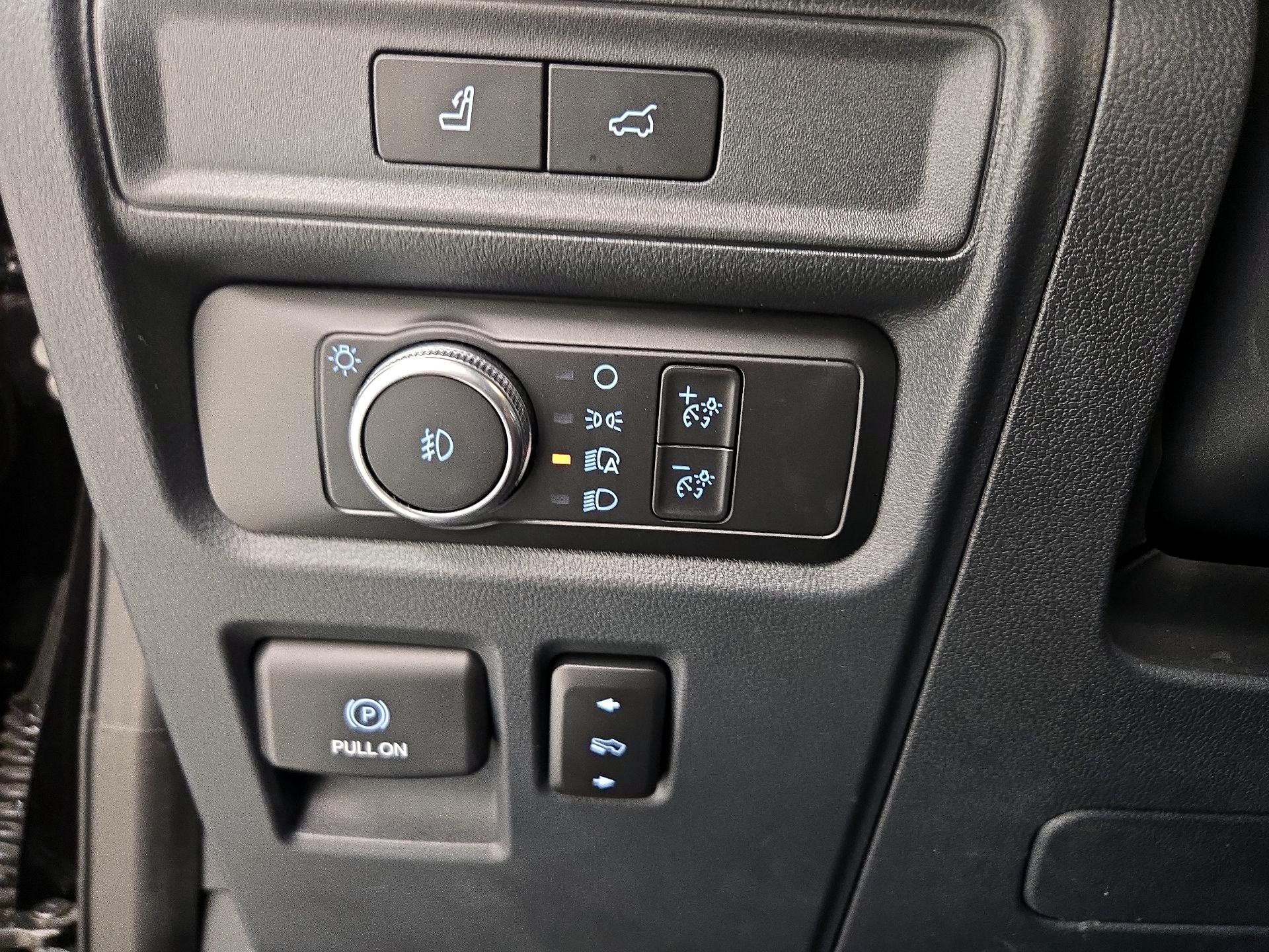 Thumbnail: 2022 Ford Expedition - 13