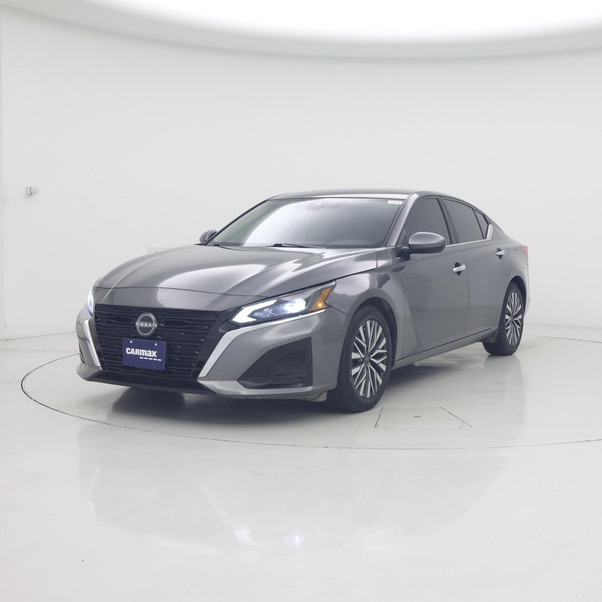 Thumbnail: 2023 Nissan Altima - 4