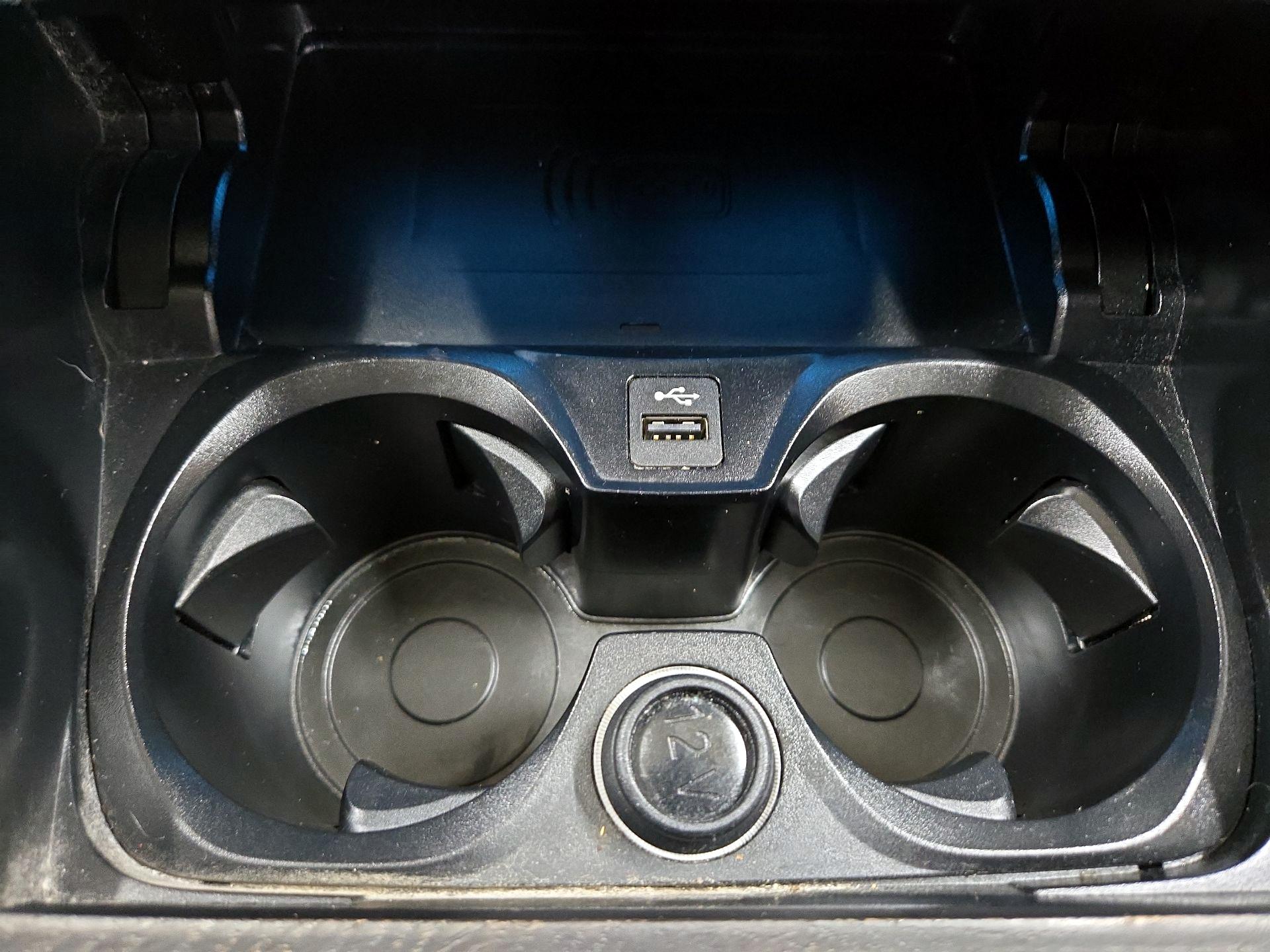 Thumbnail: 2024 BMW 3 Series - 19