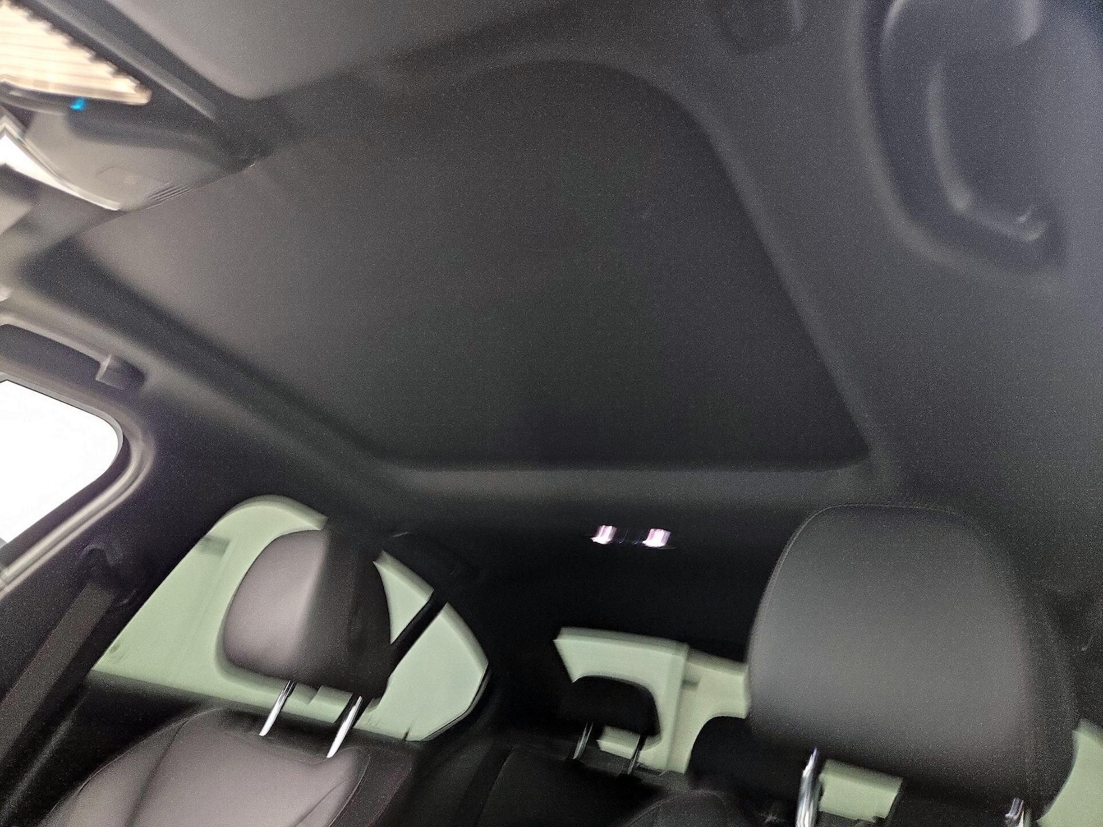 2024 BMW 3 Series 330i - Photo 21