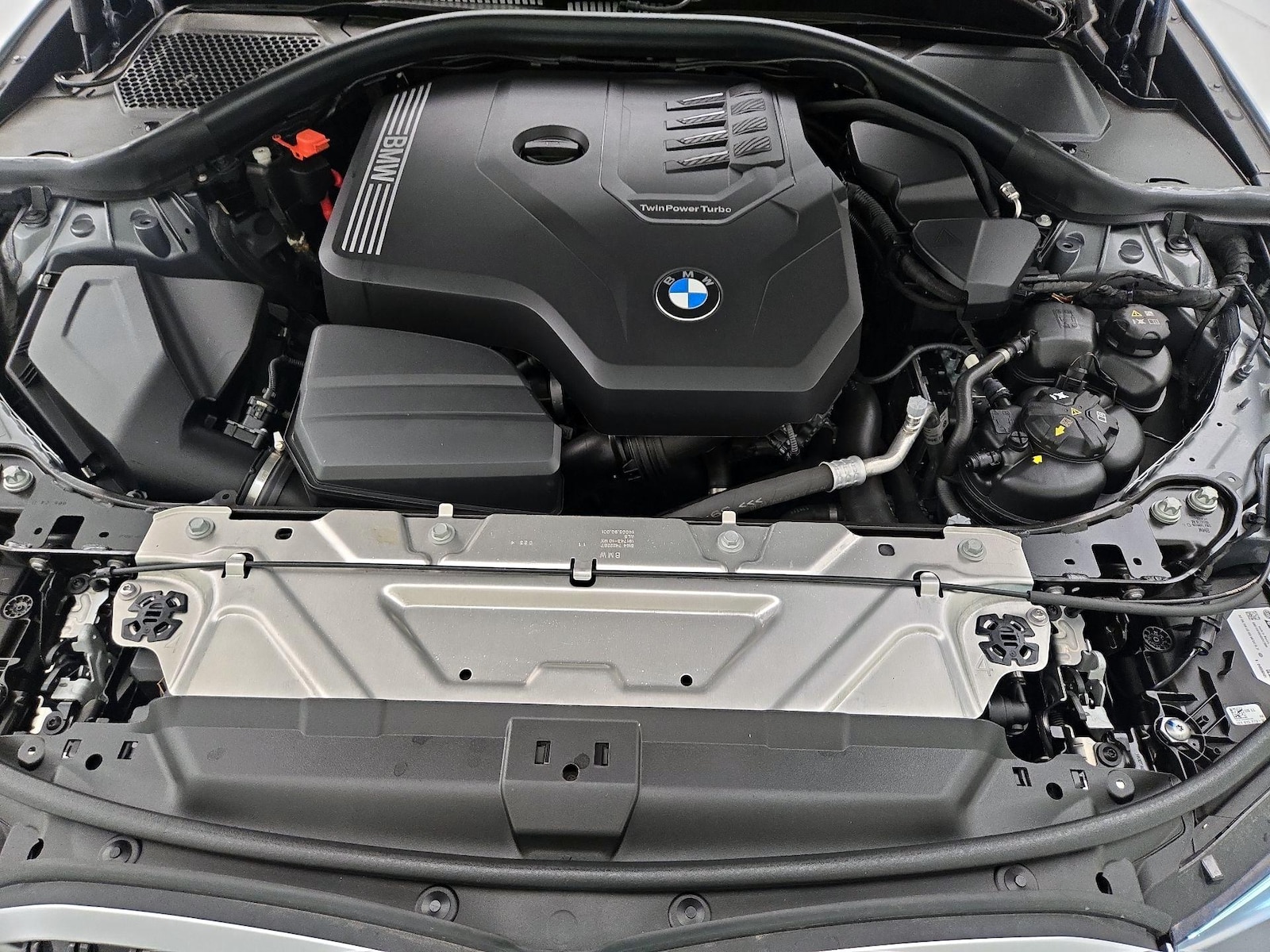 2024 BMW 3 Series 330i - Photo 24