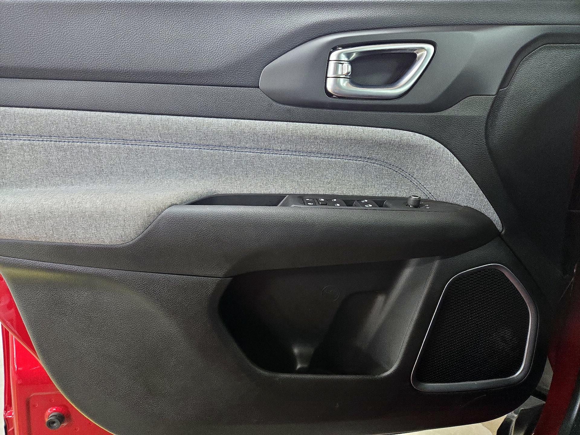 Thumbnail: 2025 Jeep Compass - 12