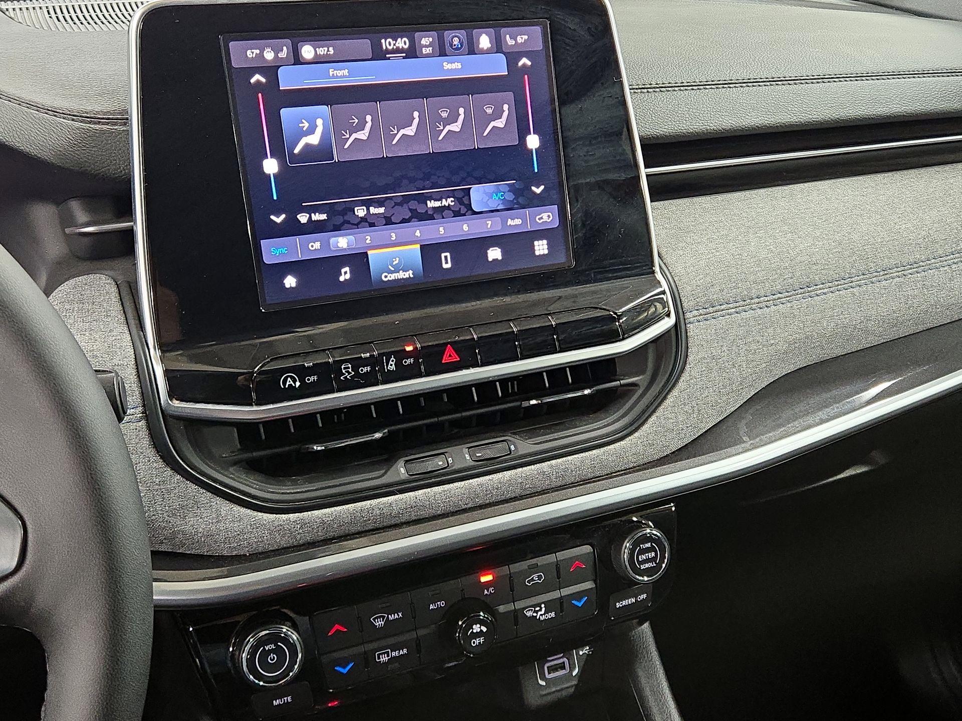 Thumbnail: 2025 Jeep Compass - 16