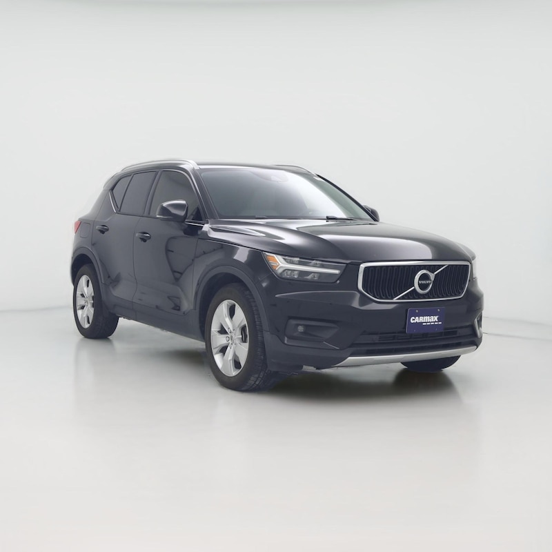 2021 Volvo XC40 T5 Momentum
