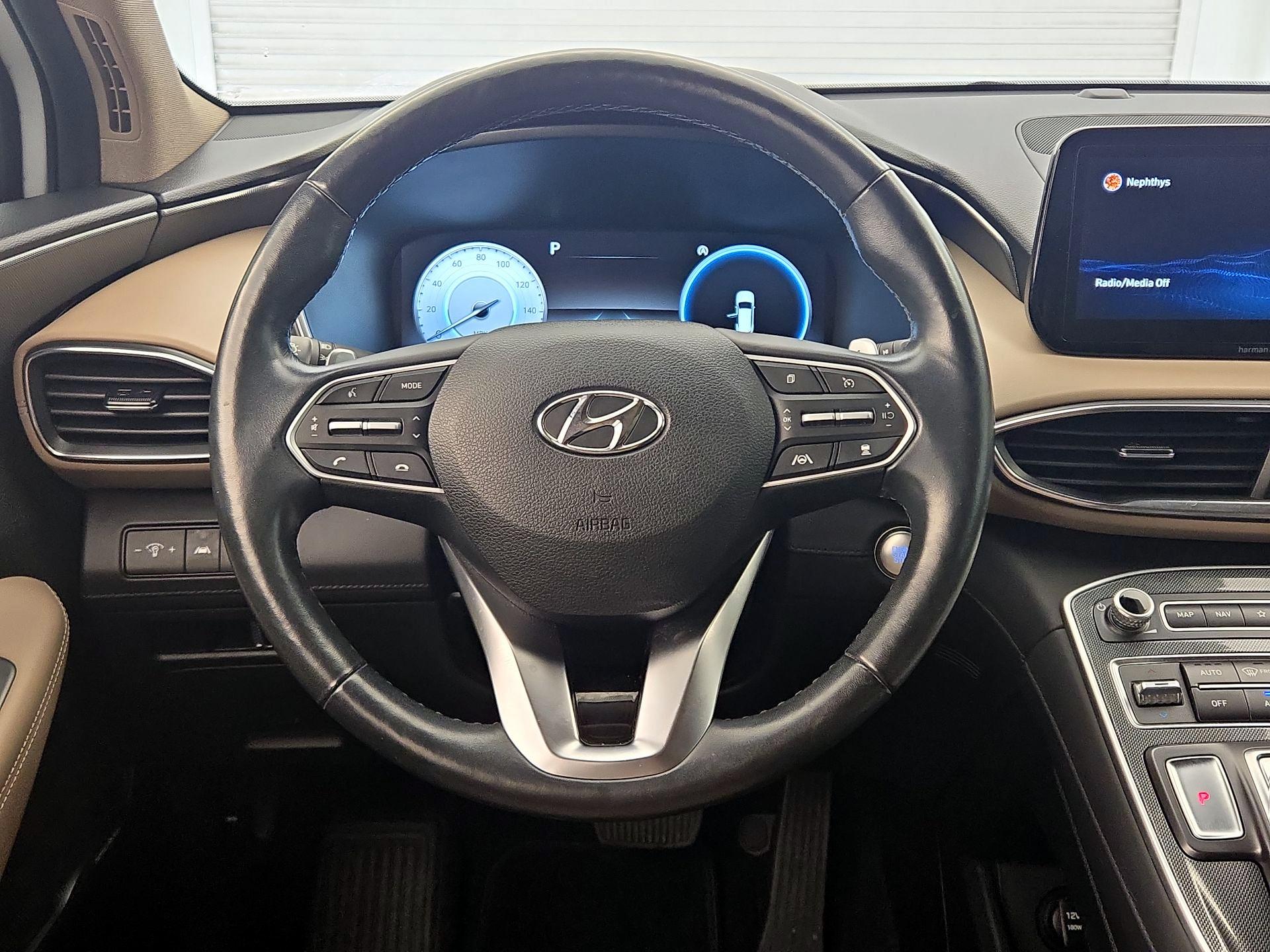 Thumbnail: 2022 Hyundai Santa Fe - 10
