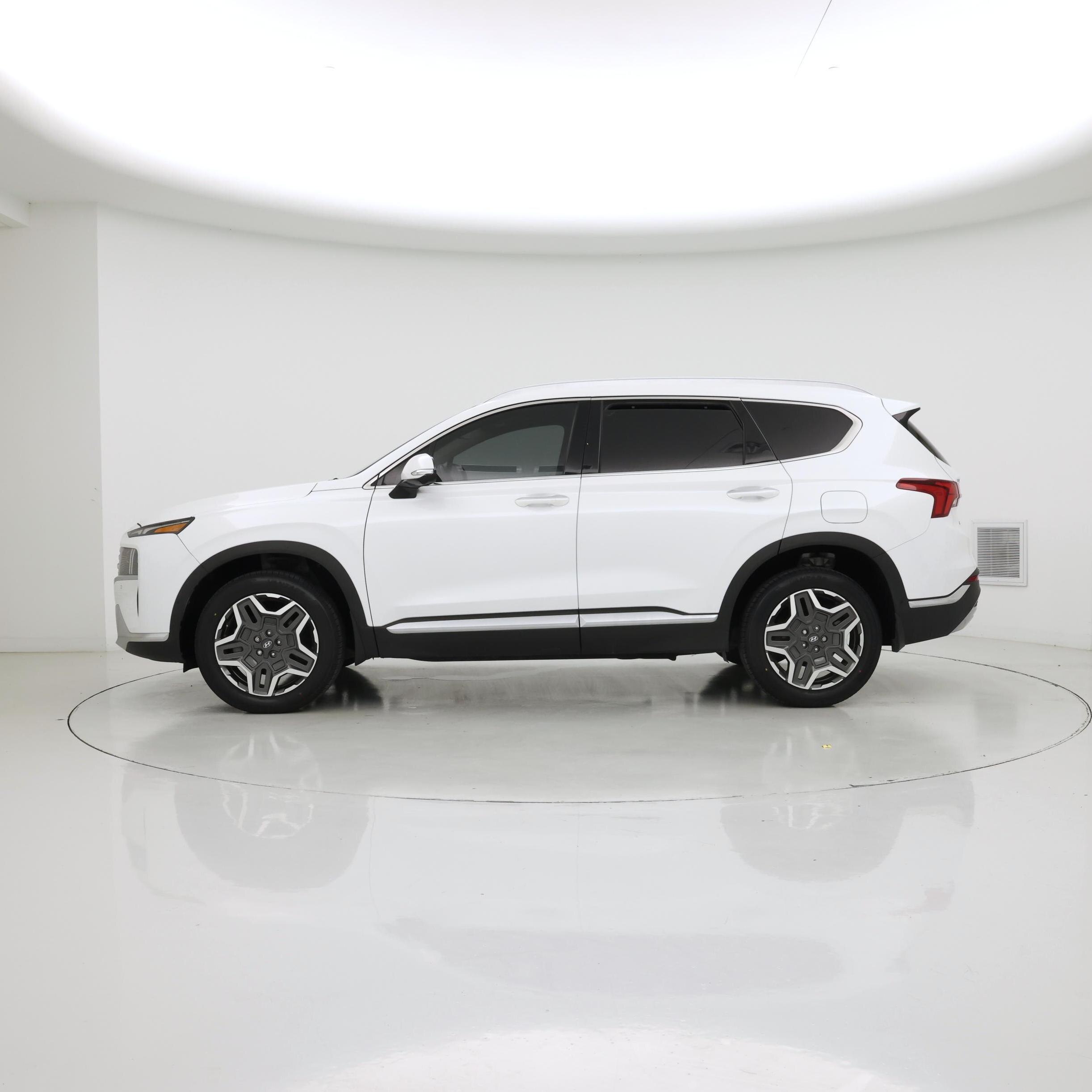 Thumbnail: 2022 Hyundai Santa Fe - 3