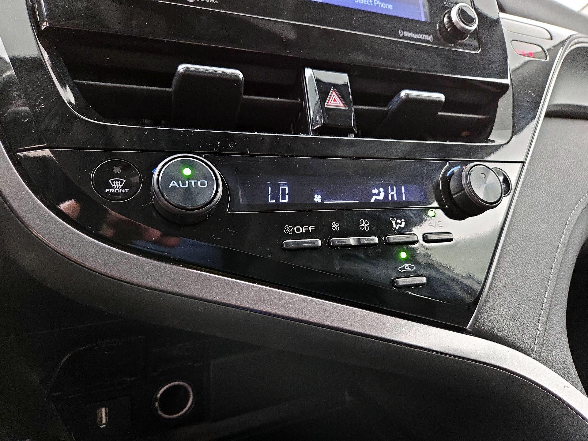 Thumbnail: 2024 Toyota Camry - 17