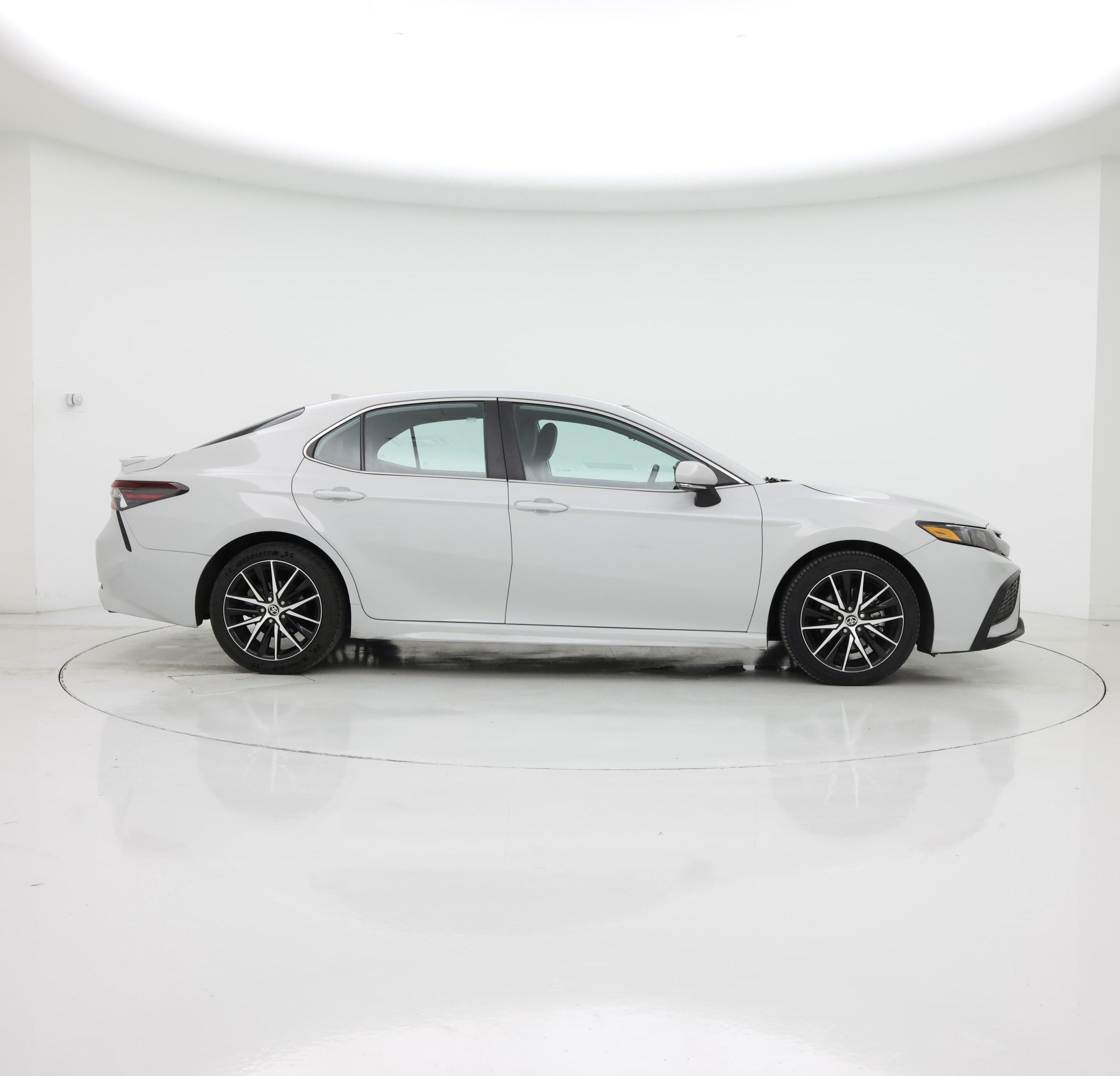 Thumbnail: 2024 Toyota Camry - 7