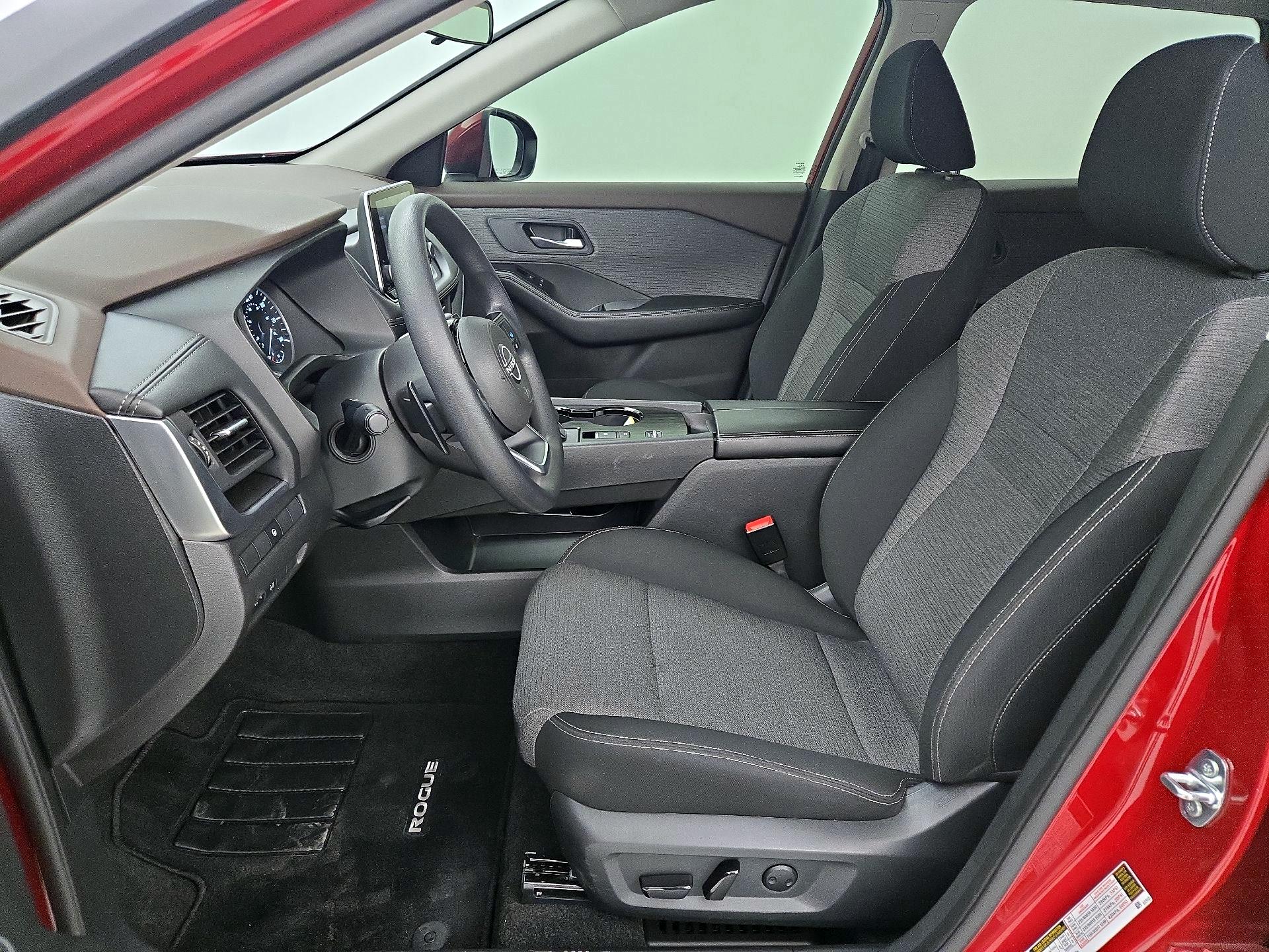 Thumbnail: 2023 Nissan Rogue - 11