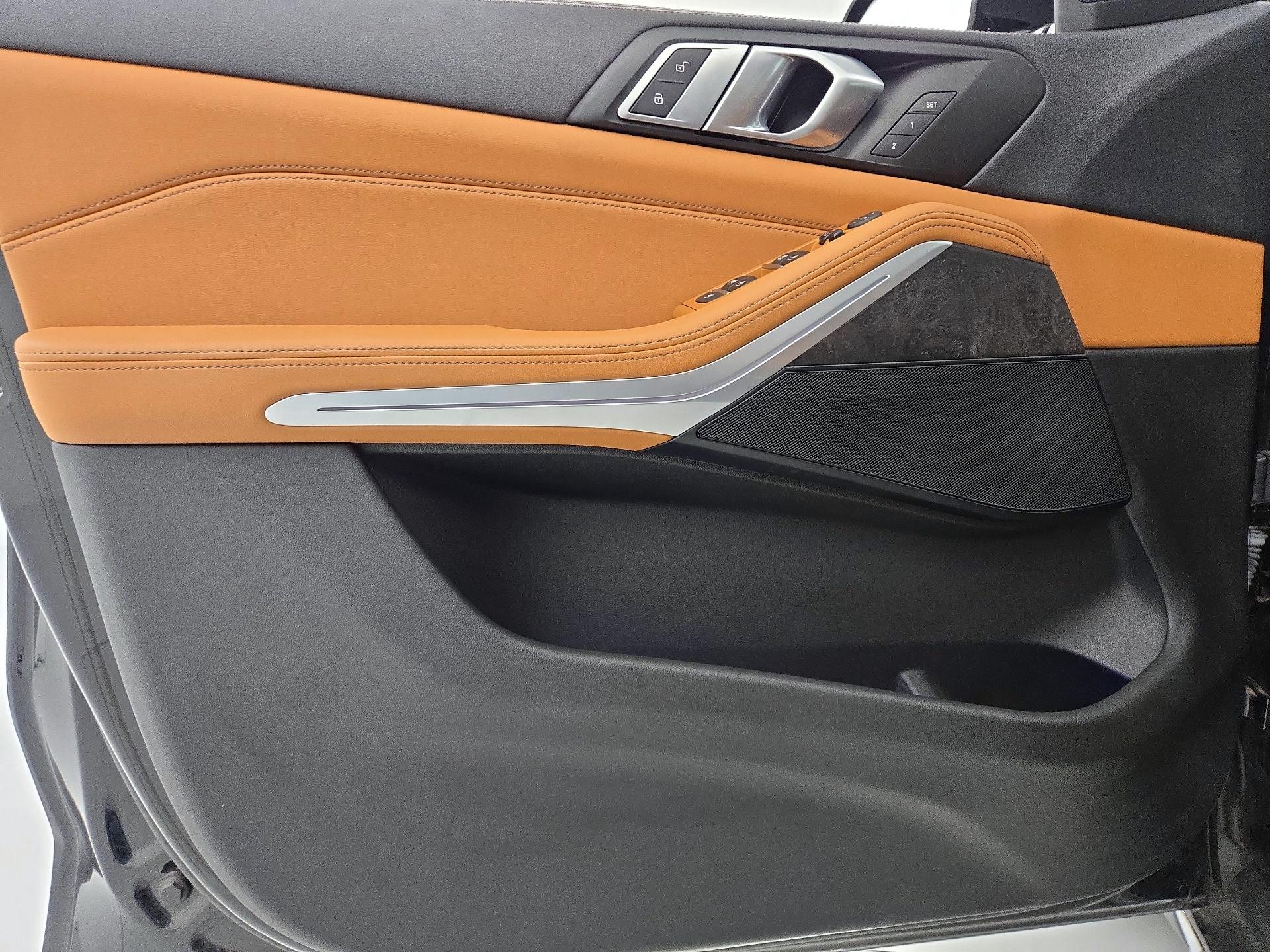 Thumbnail: 2023 BMW X5 - 12