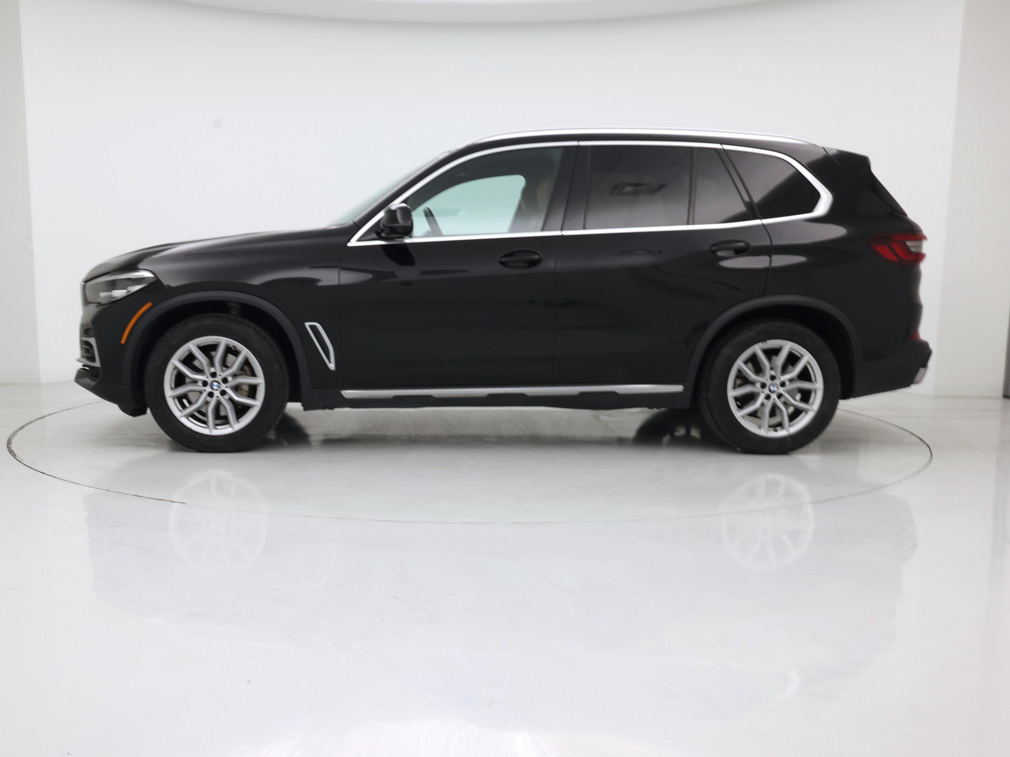 Thumbnail: 2023 BMW X5 - 3