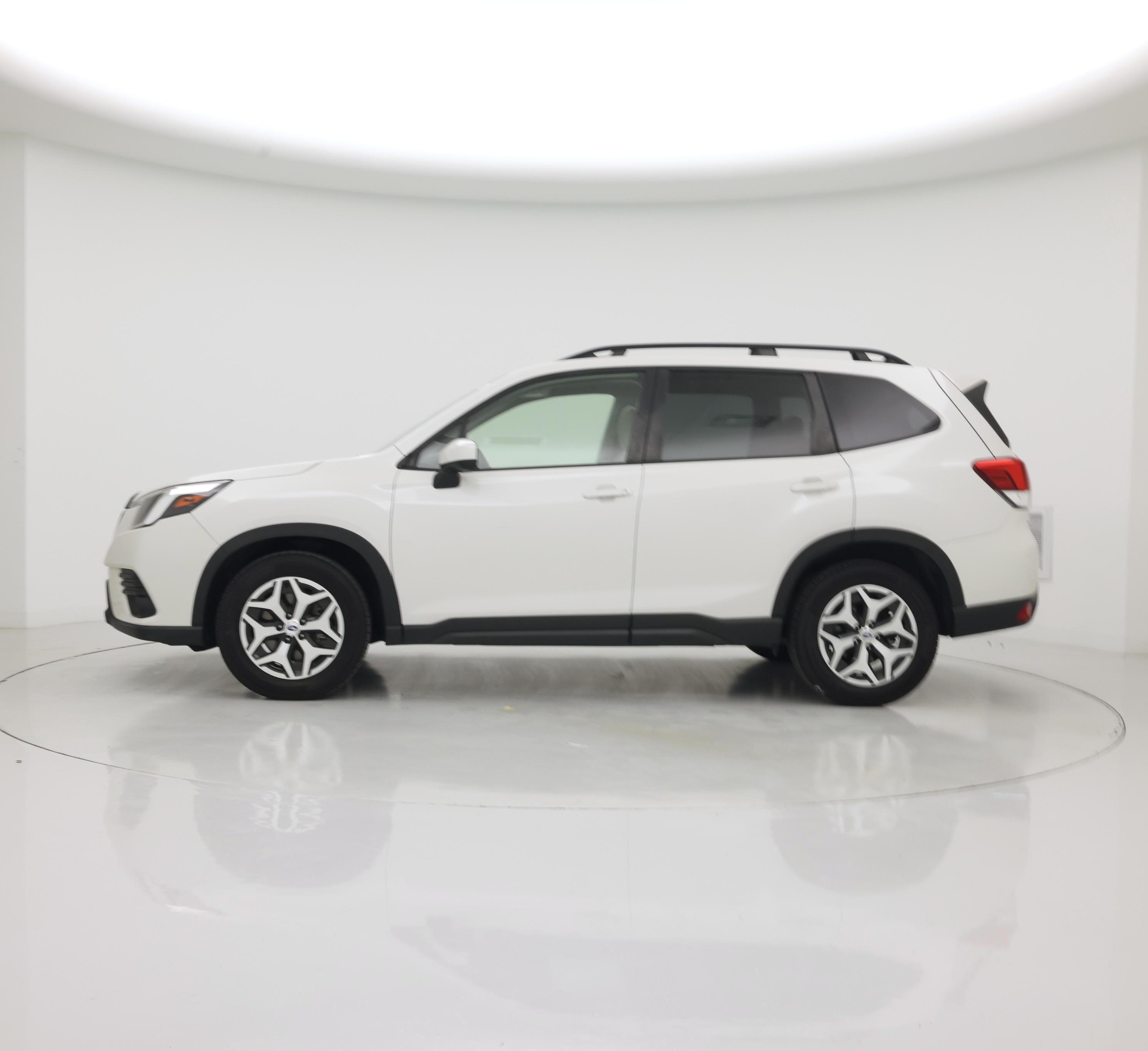 Thumbnail: 2022 Subaru Forester - 3