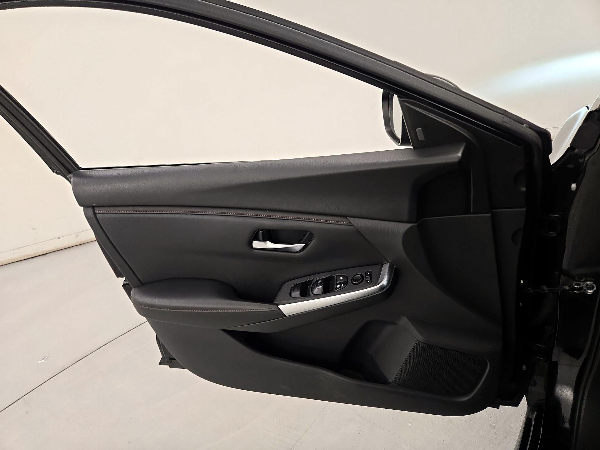 Thumbnail: 2023 Nissan Sentra - 12