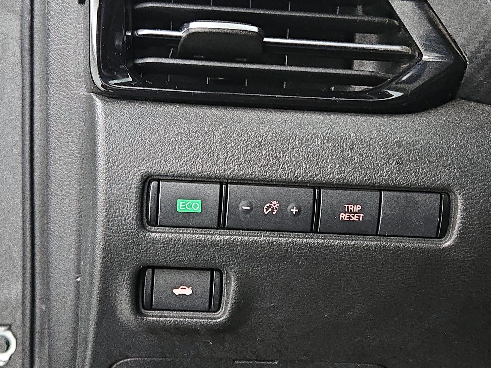 Thumbnail: 2023 Nissan Sentra - 13