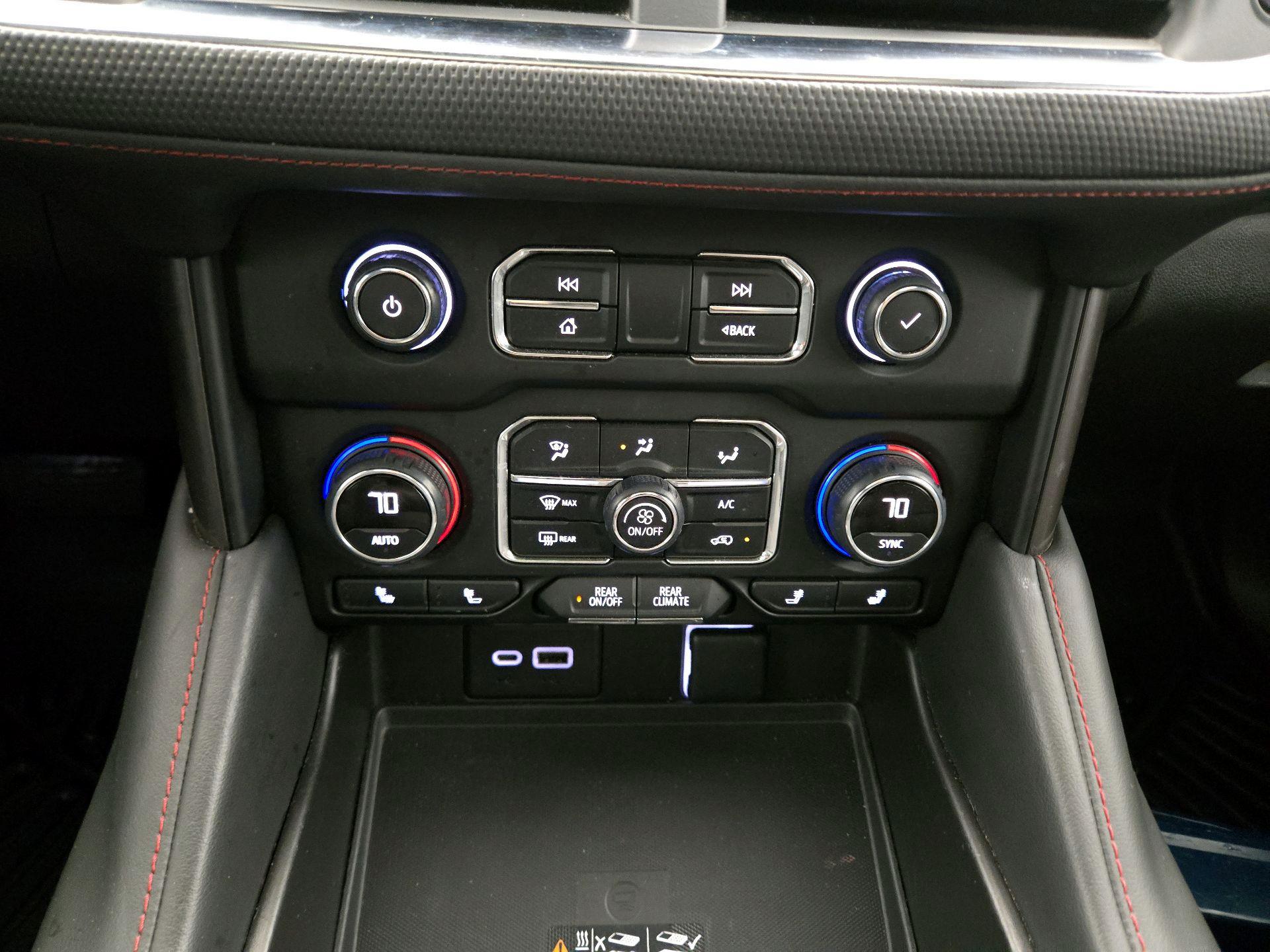 Thumbnail: 2022 Chevrolet Suburban - 17