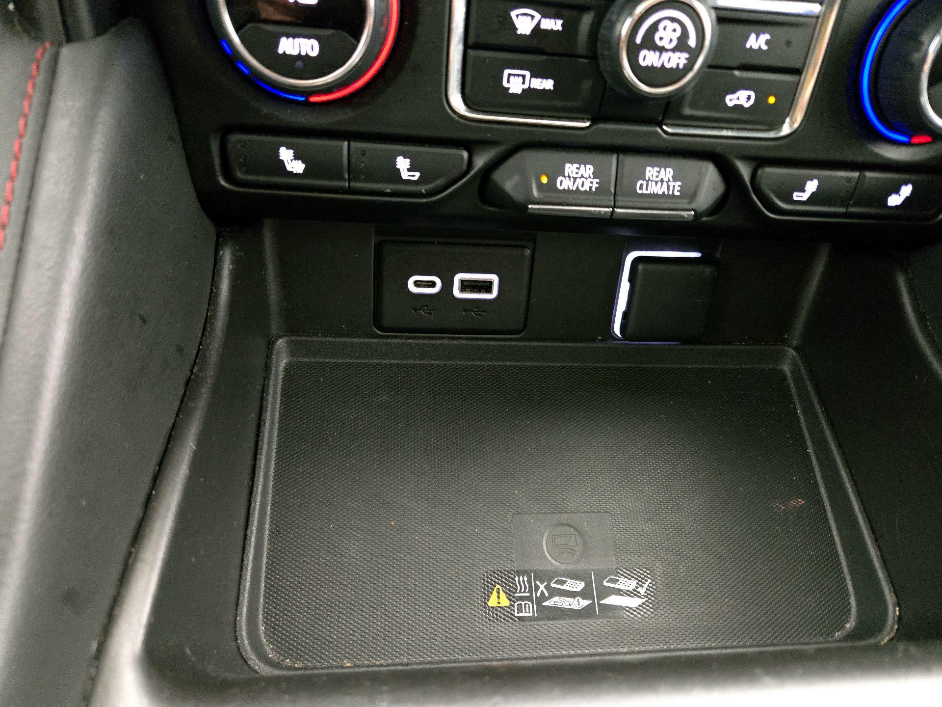 Thumbnail: 2022 Chevrolet Suburban - 19