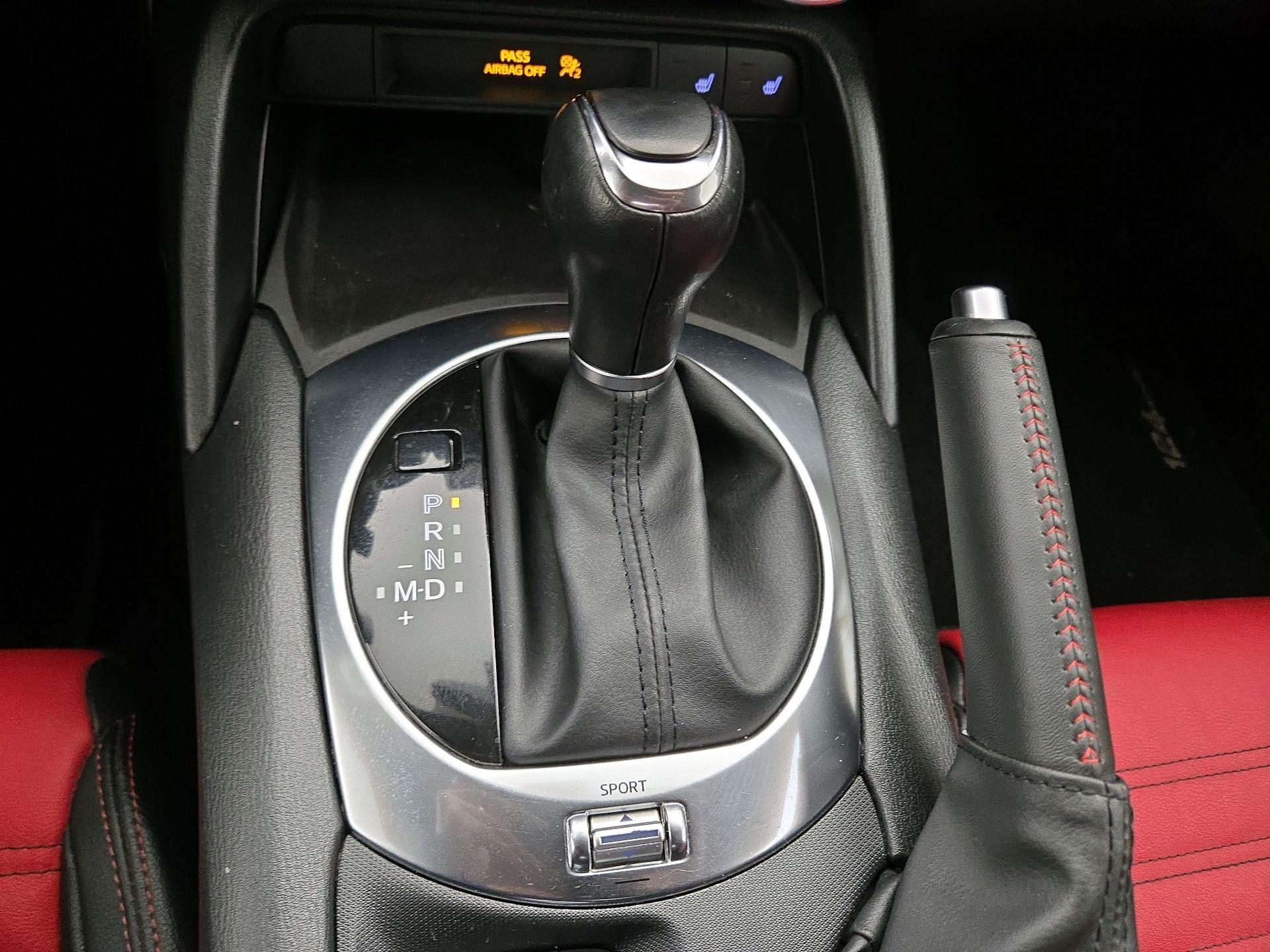 Thumbnail: 2018 Fiat 124 Spider - 18