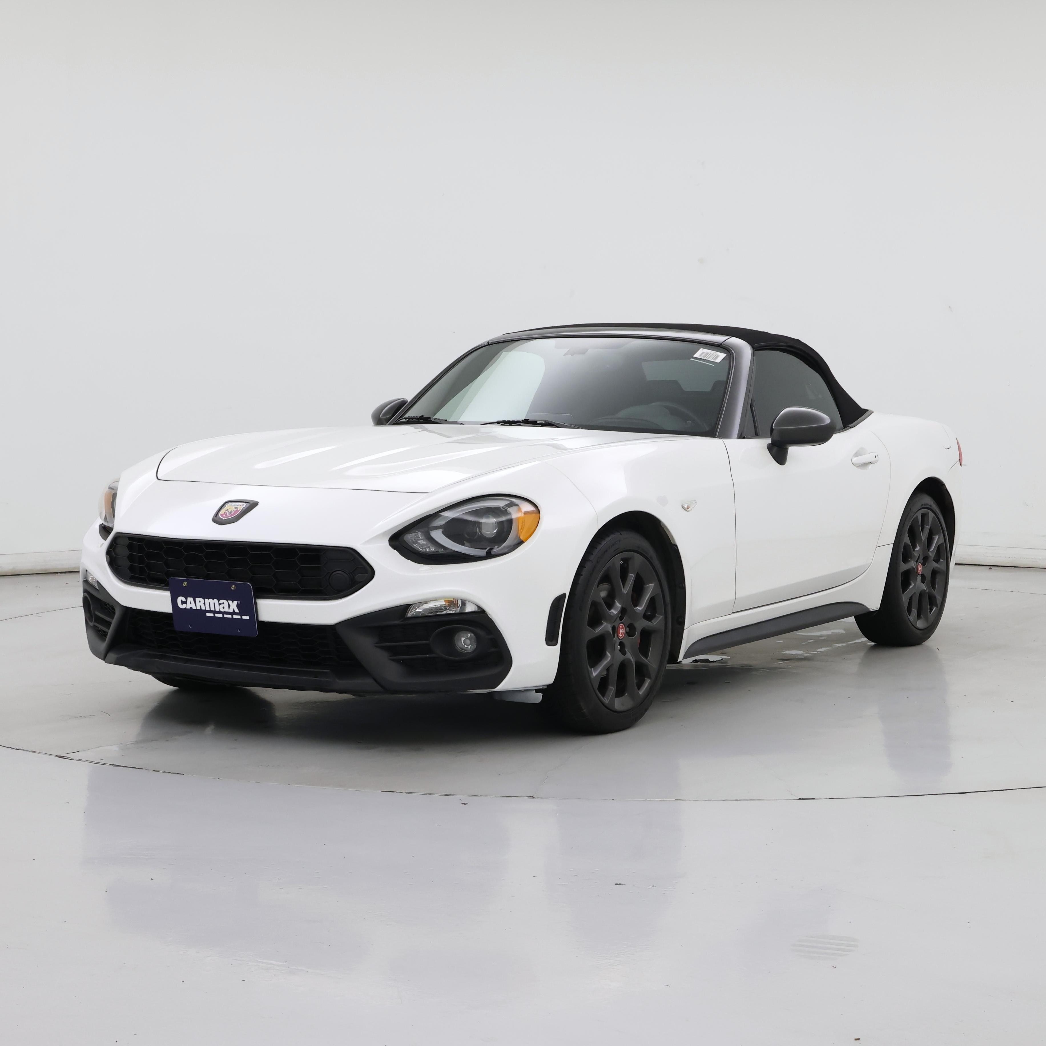 Thumbnail: 2018 Fiat 124 Spider - 4