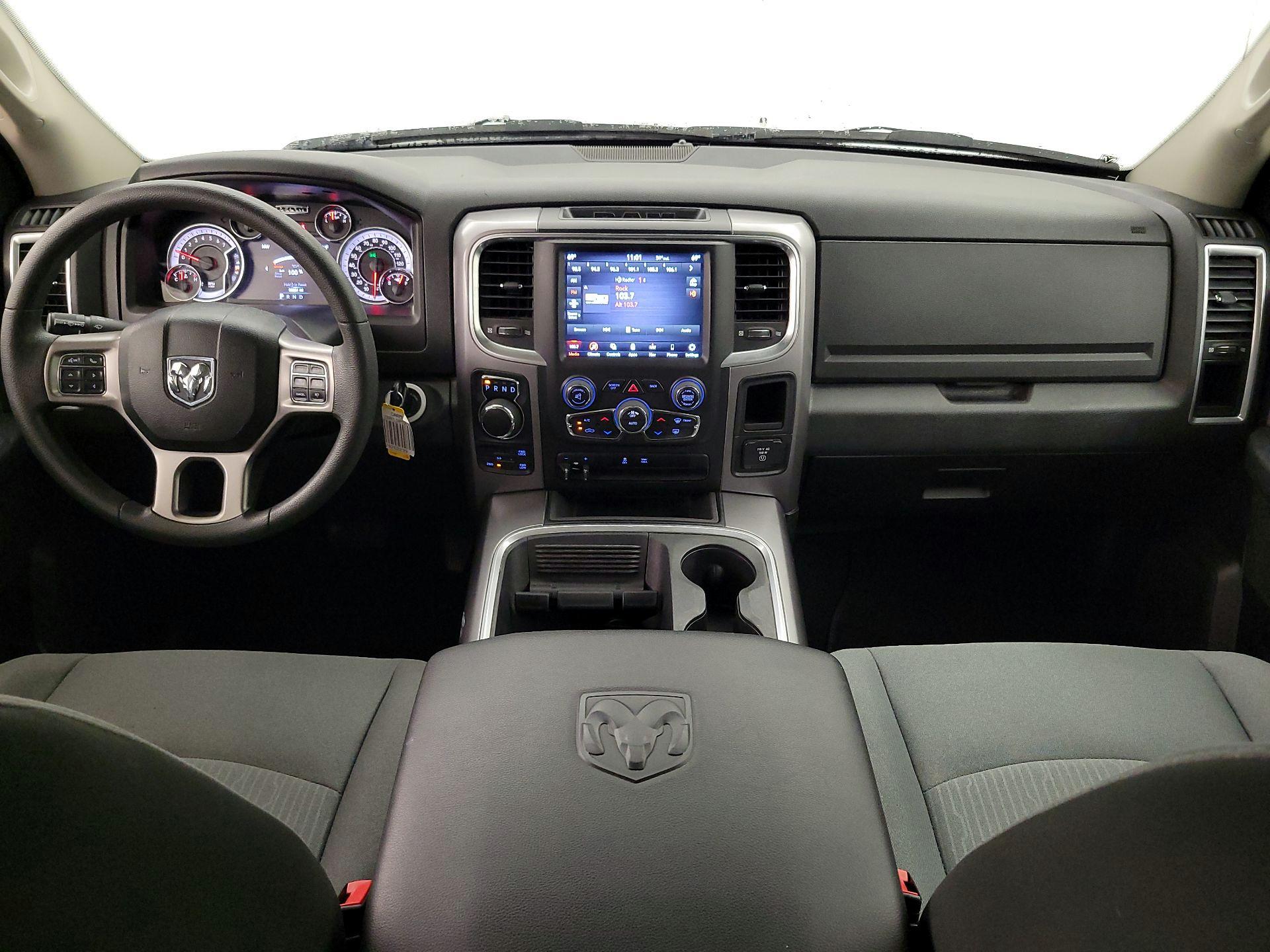 Thumbnail: 2023 RAM 1500 Classic - 9