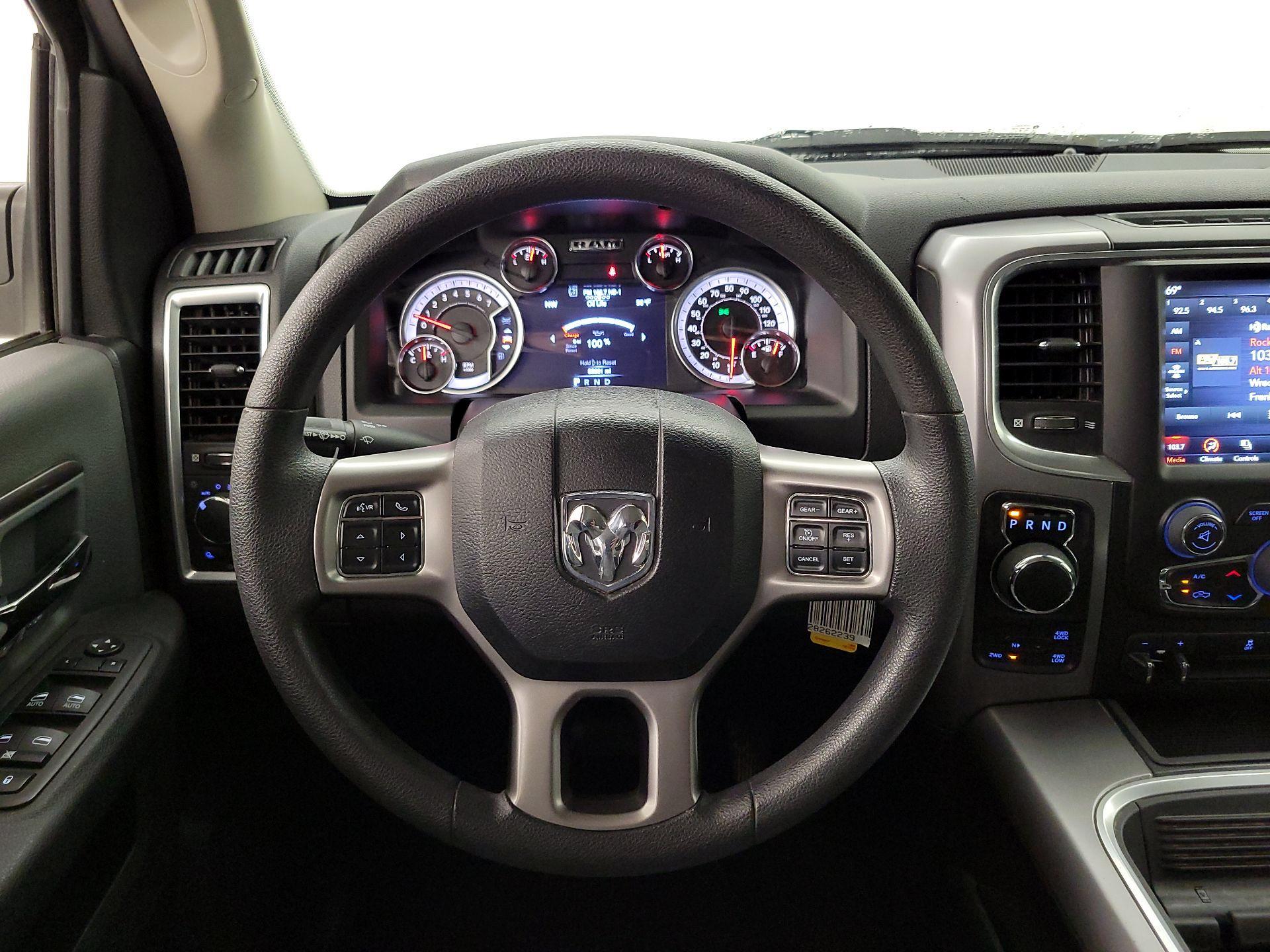 Thumbnail: 2023 RAM 1500 Classic - 10