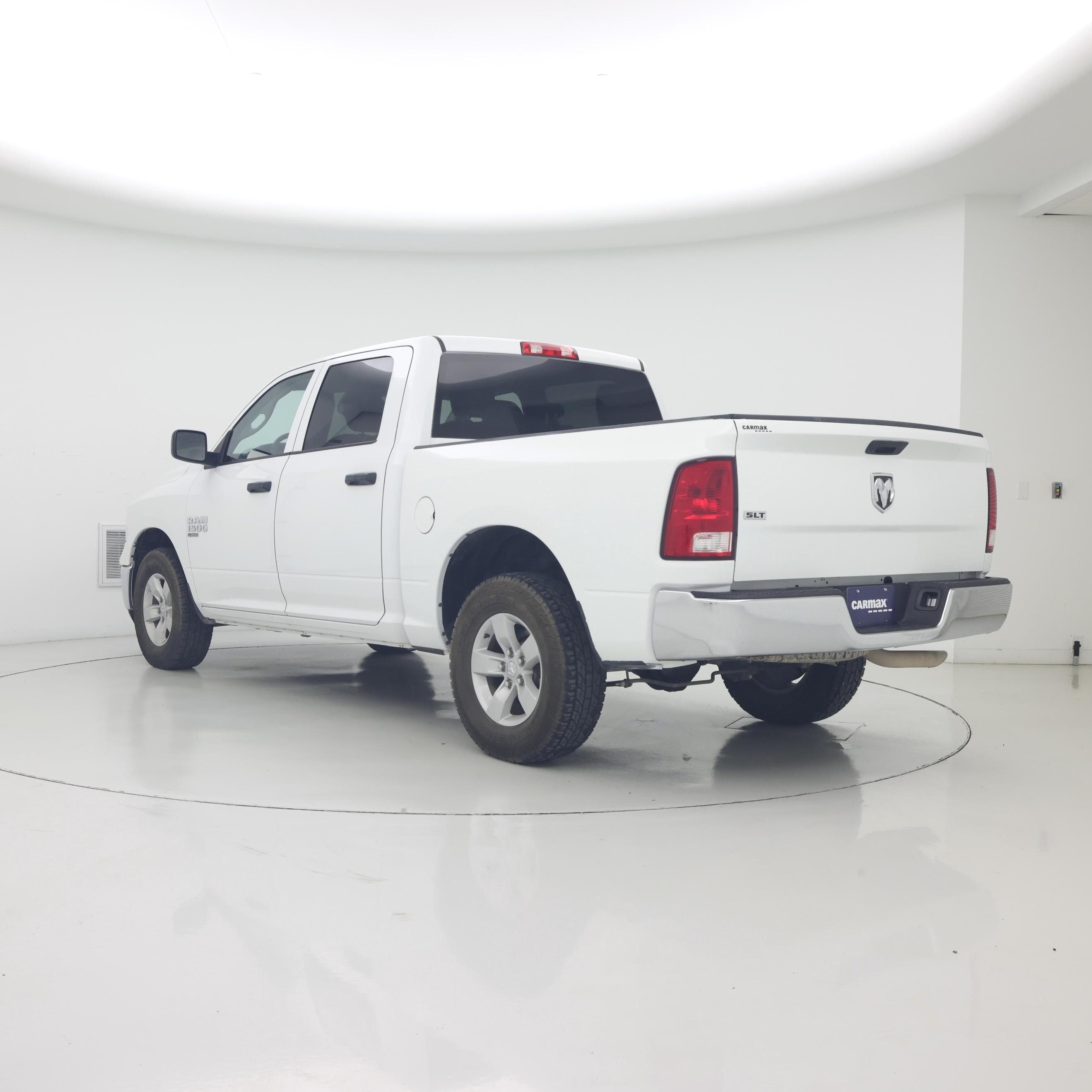 Thumbnail: 2023 RAM 1500 Classic - 2