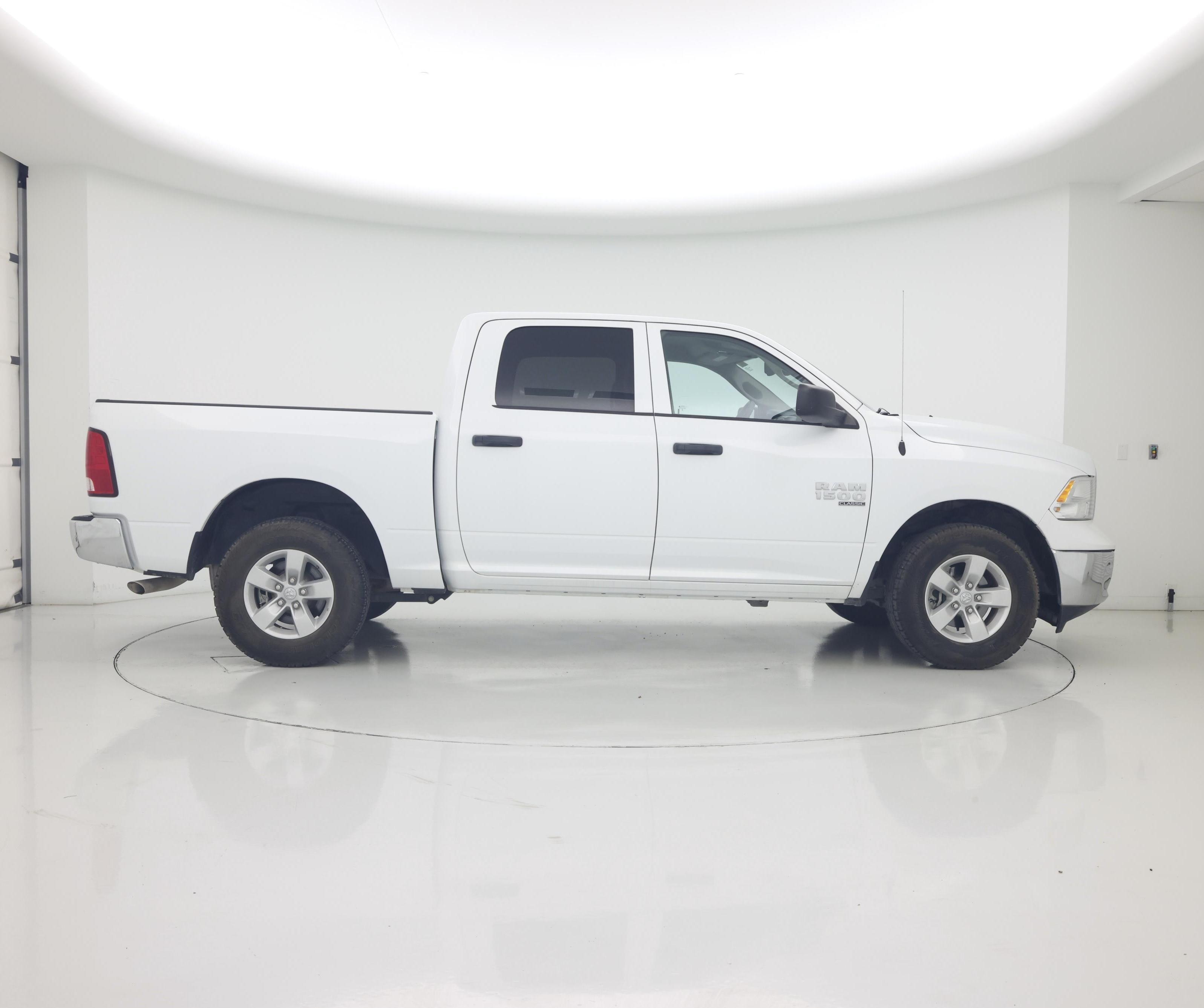 Thumbnail: 2023 RAM 1500 Classic - 7