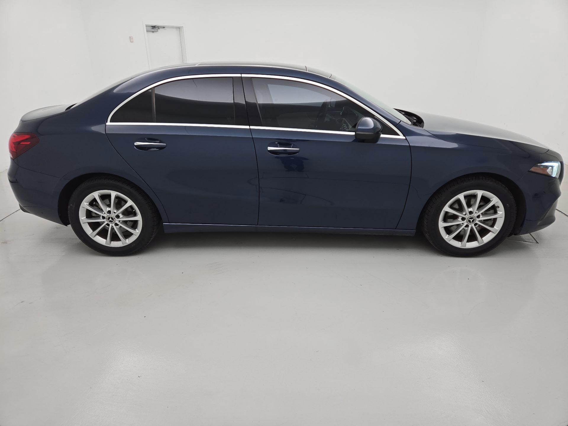 Thumbnail: 2021 Mercedes-Benz A-Class - 4